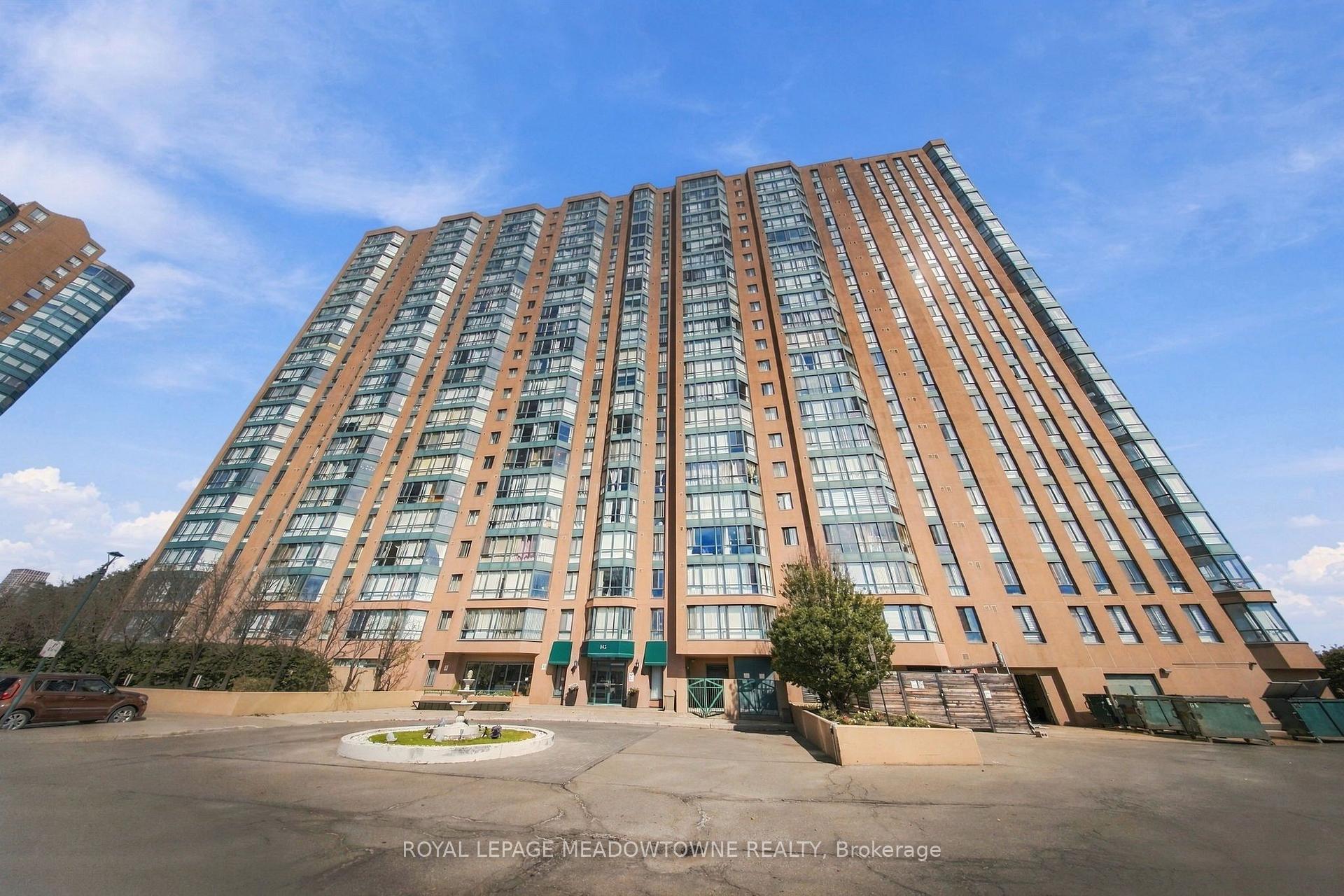 Front of Unit 1802, 145 Hillcrest Avenue