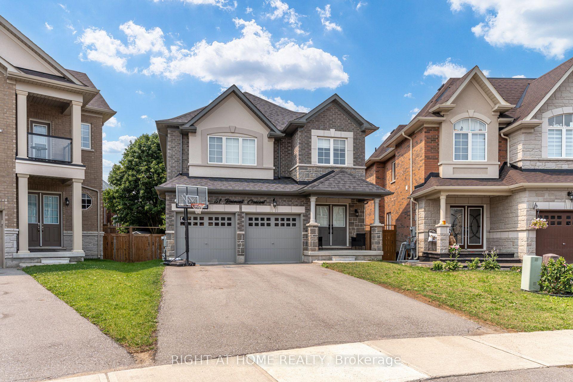 Photo 2 of 51 Rosewell Crescent, Halton Hills, Georgetown — HOMEH