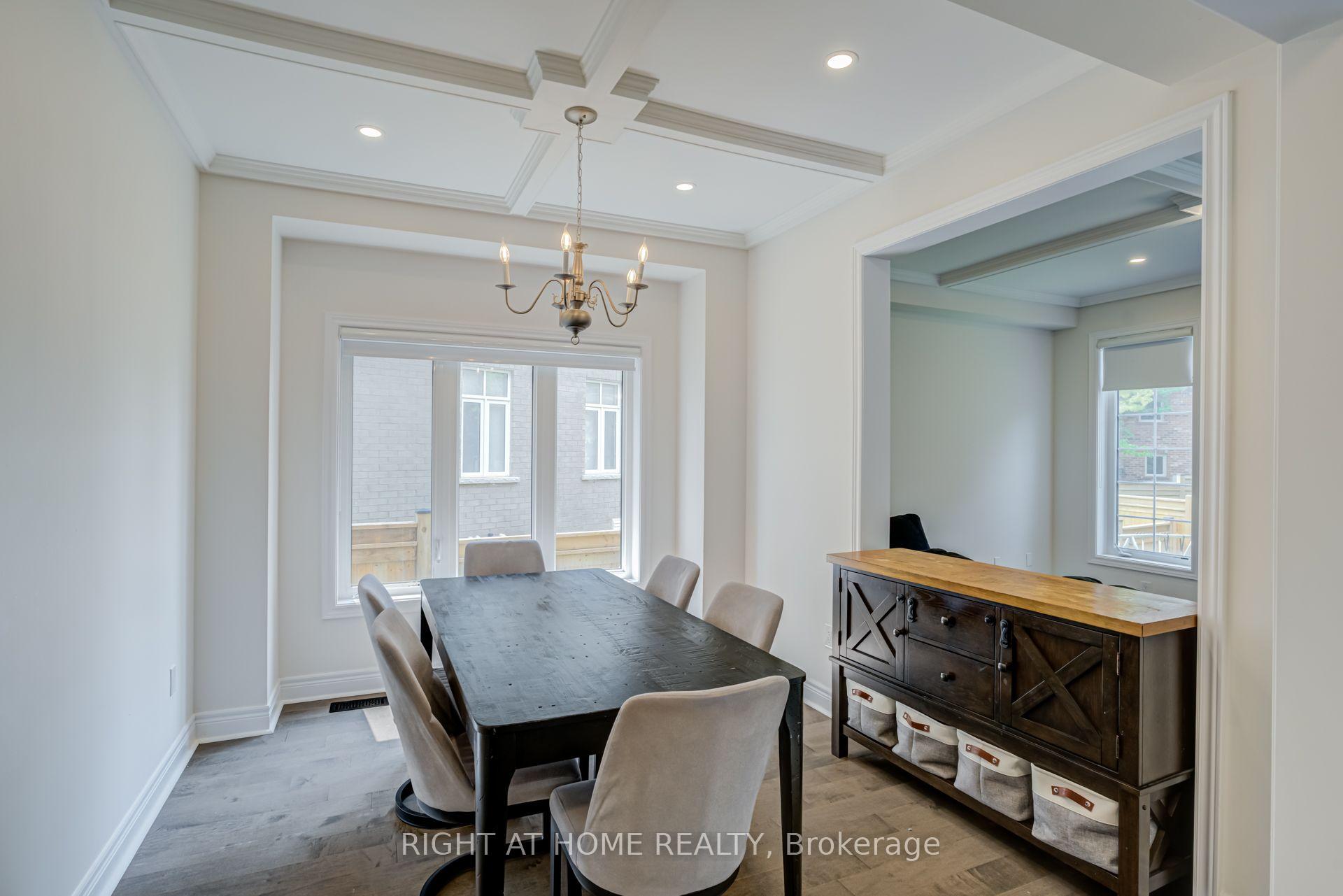 Photo 19 of 51 Rosewell Crescent, Halton Hills, Georgetown — HOMEH