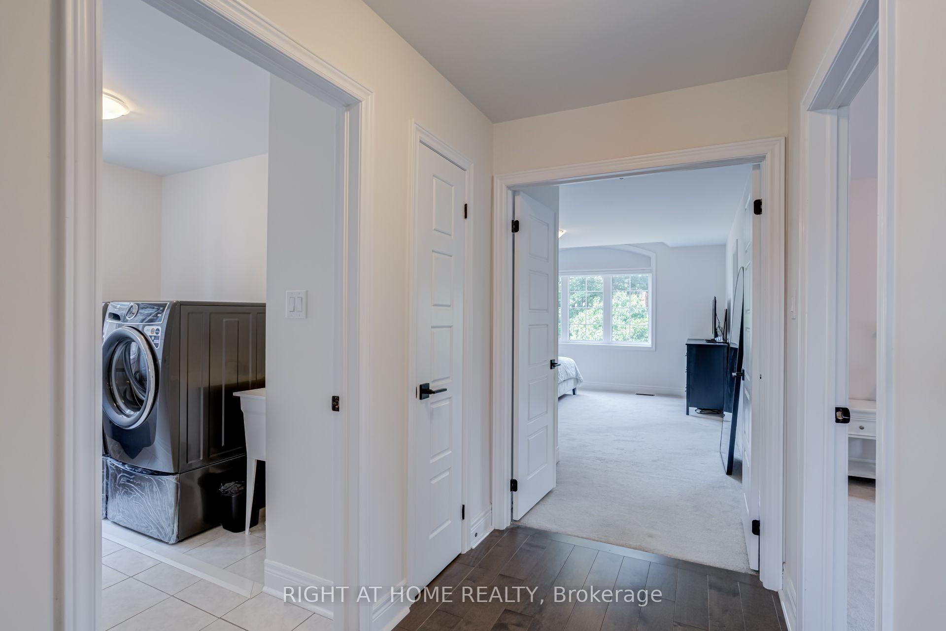 Photo 27 of 51 Rosewell Crescent, Halton Hills, Georgetown — HOMEH