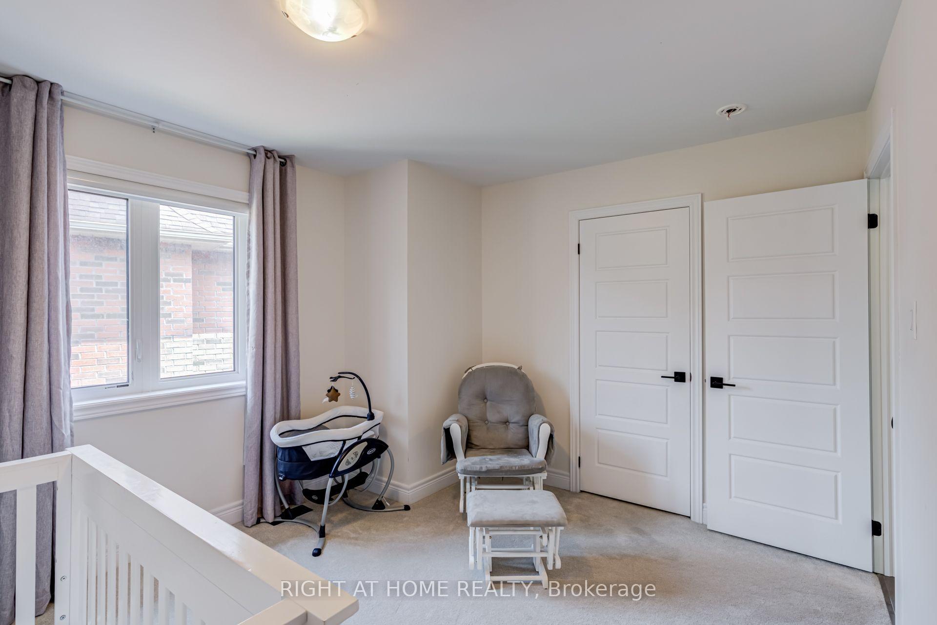 Photo 40 of 51 Rosewell Crescent, Halton Hills, Georgetown — HOMEH