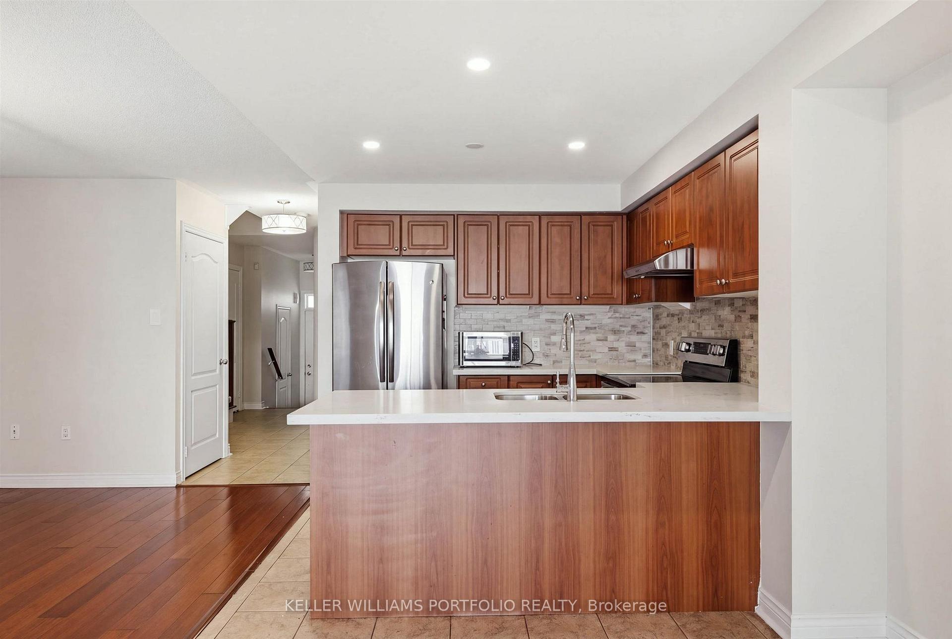 Photo 11 of 8 Gateway Court, Whitby, Taunton North — HOMEH