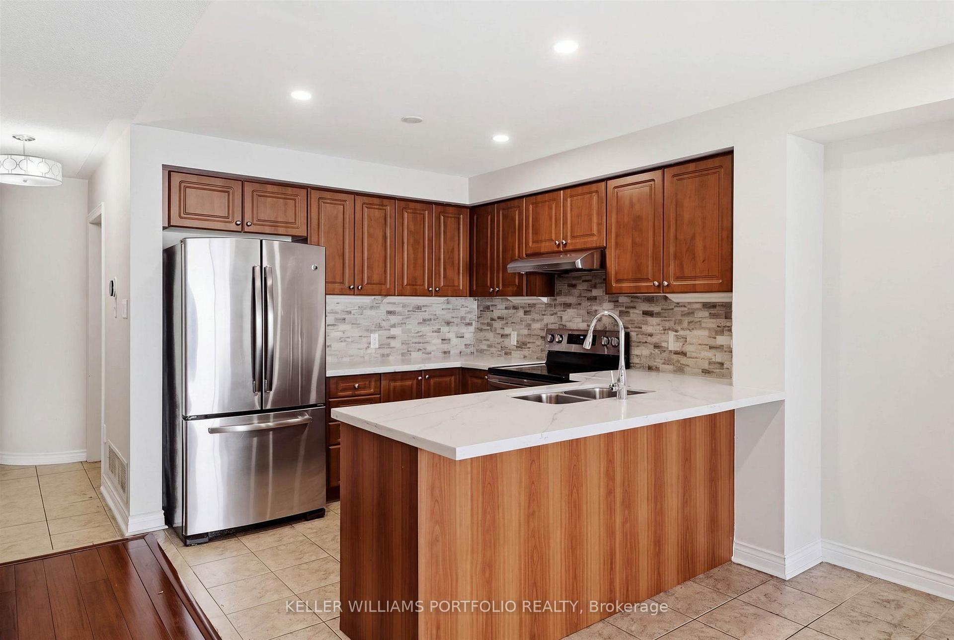 Photo 12 of 8 Gateway Court, Whitby, Taunton North — HOMEH