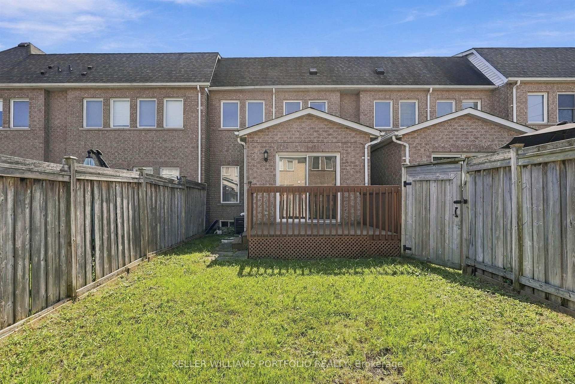 Photo 45 of 8 Gateway Court, Whitby, Taunton North — HOMEH