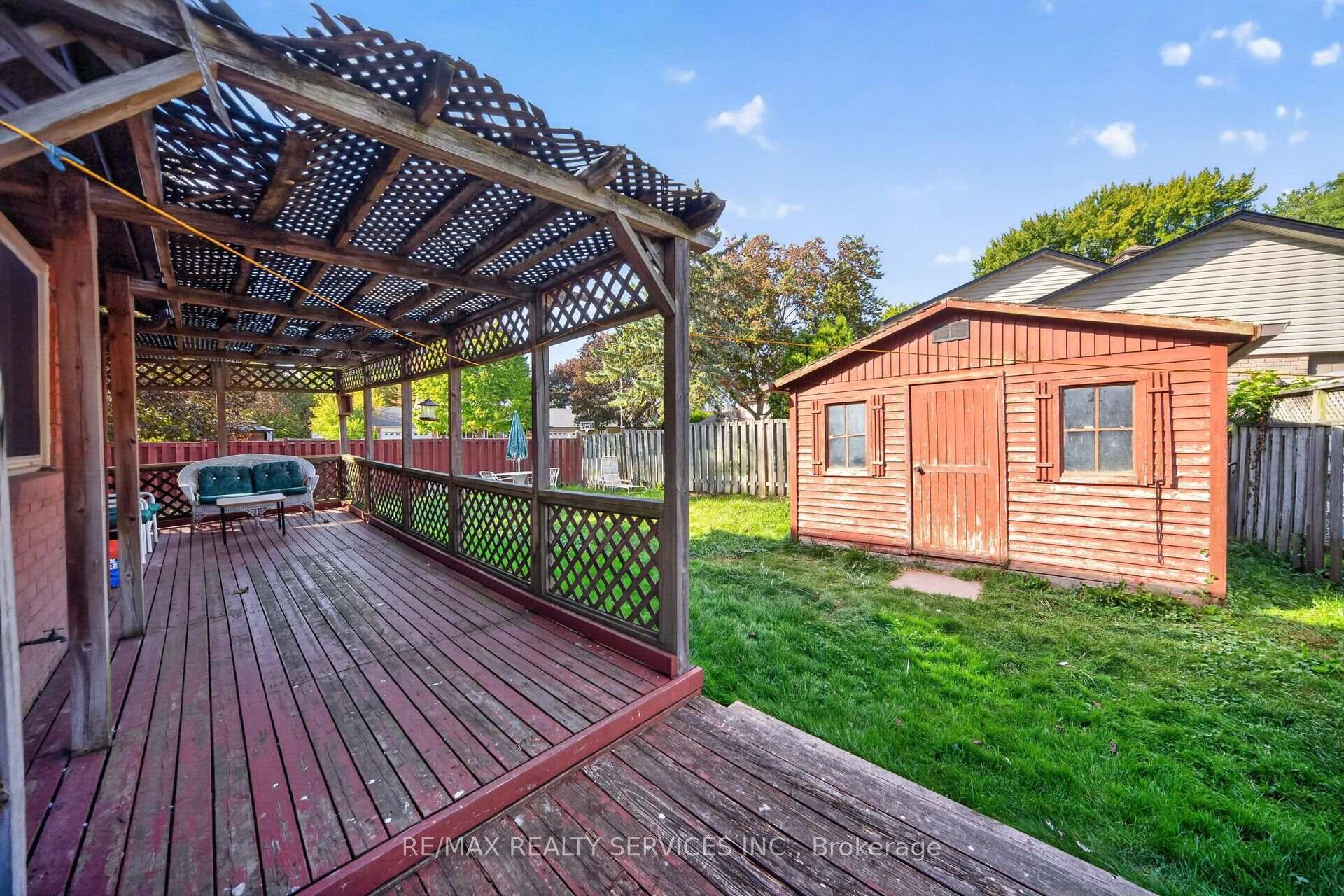 Photo 42 of 115 Amberly Boulevard, Hamilton, Ancaster — HOMEH