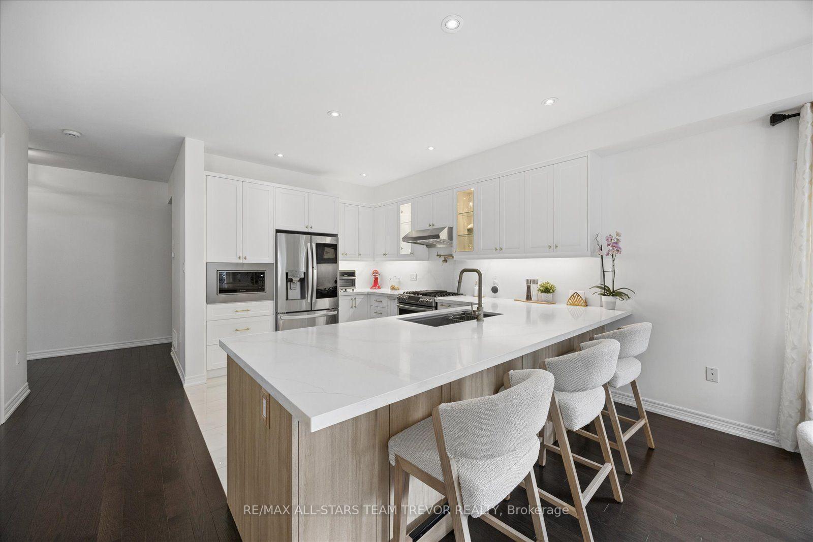 Photo 6 of 24 Scotia Road, Georgina, Sutton & Jackson's Point — HOMEH
