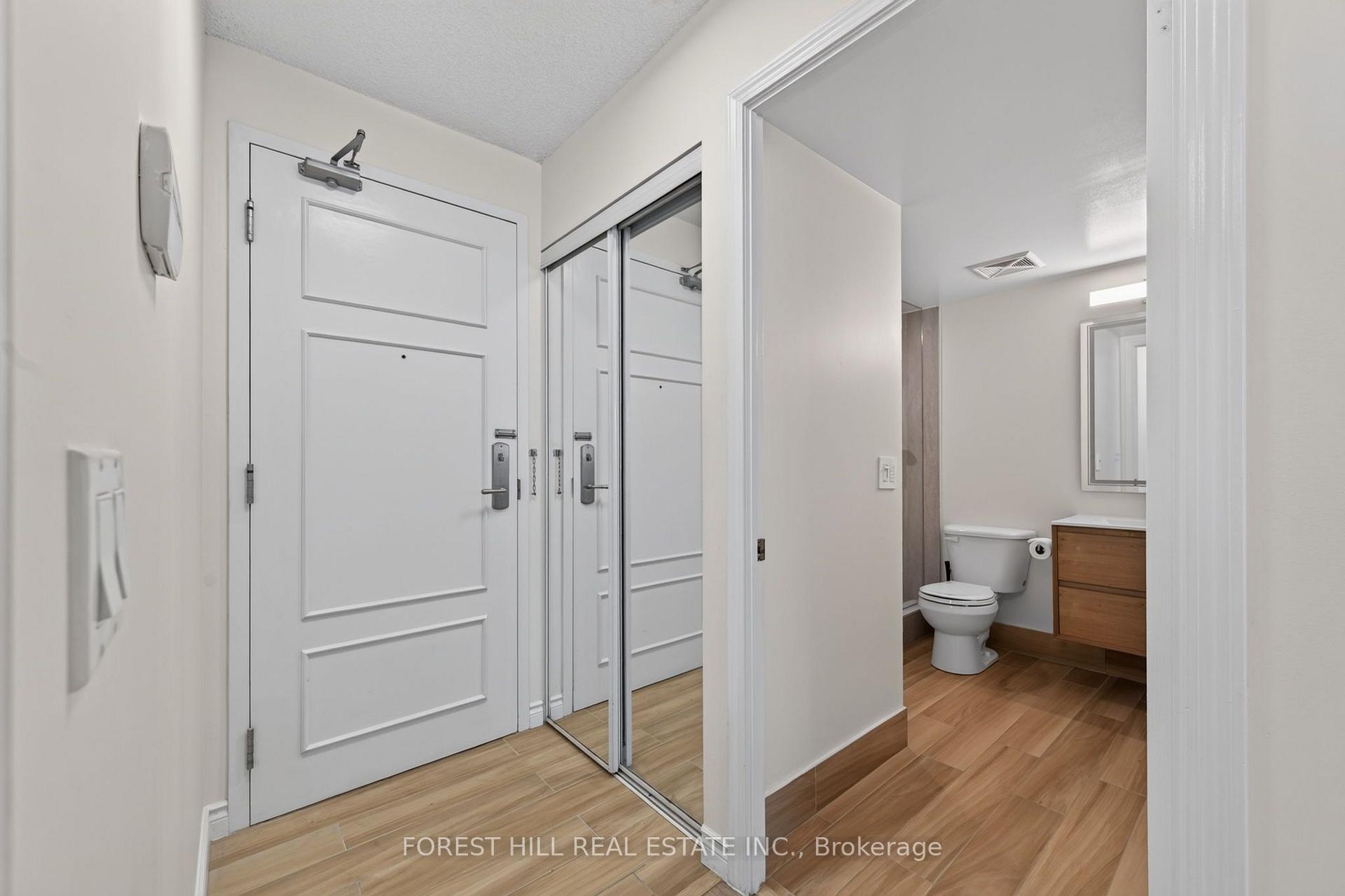 Photo 4 of Unit 407, 350 Red Maple Road, Richmond Hill, Langstaff — HOMEH