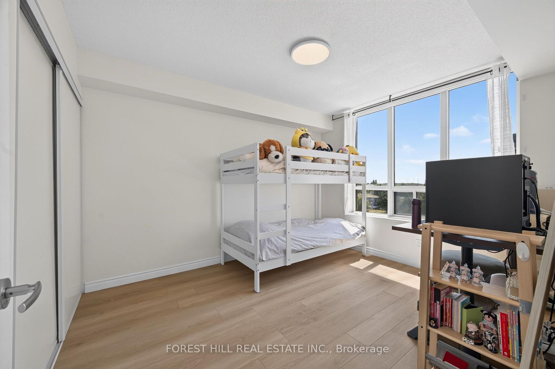 Photo 15 of Unit 407, 350 Red Maple Road, Richmond Hill, Langstaff — HOMEH