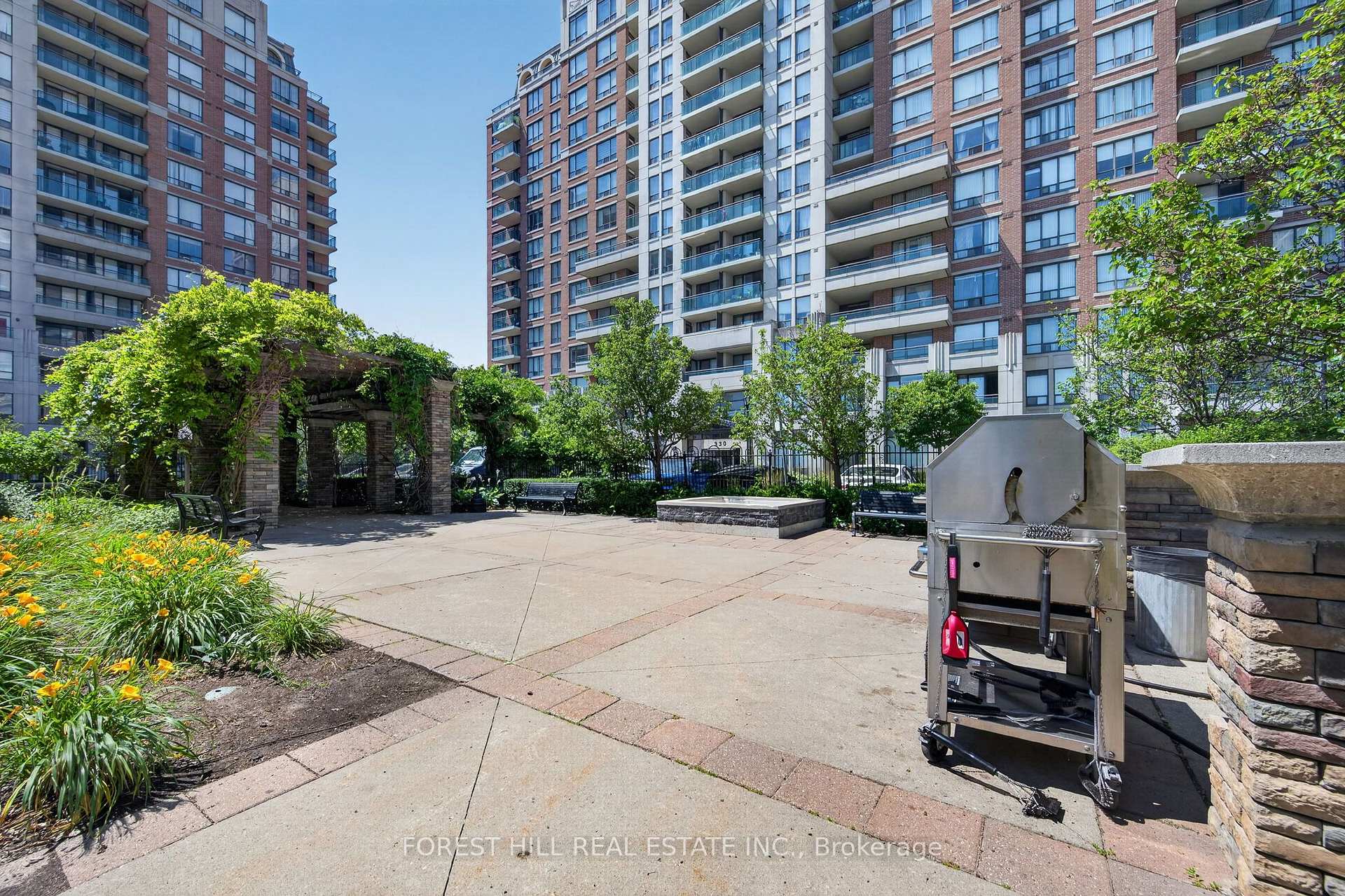 Photo 33 of Unit 407, 350 Red Maple Road, Richmond Hill, Langstaff — HOMEH