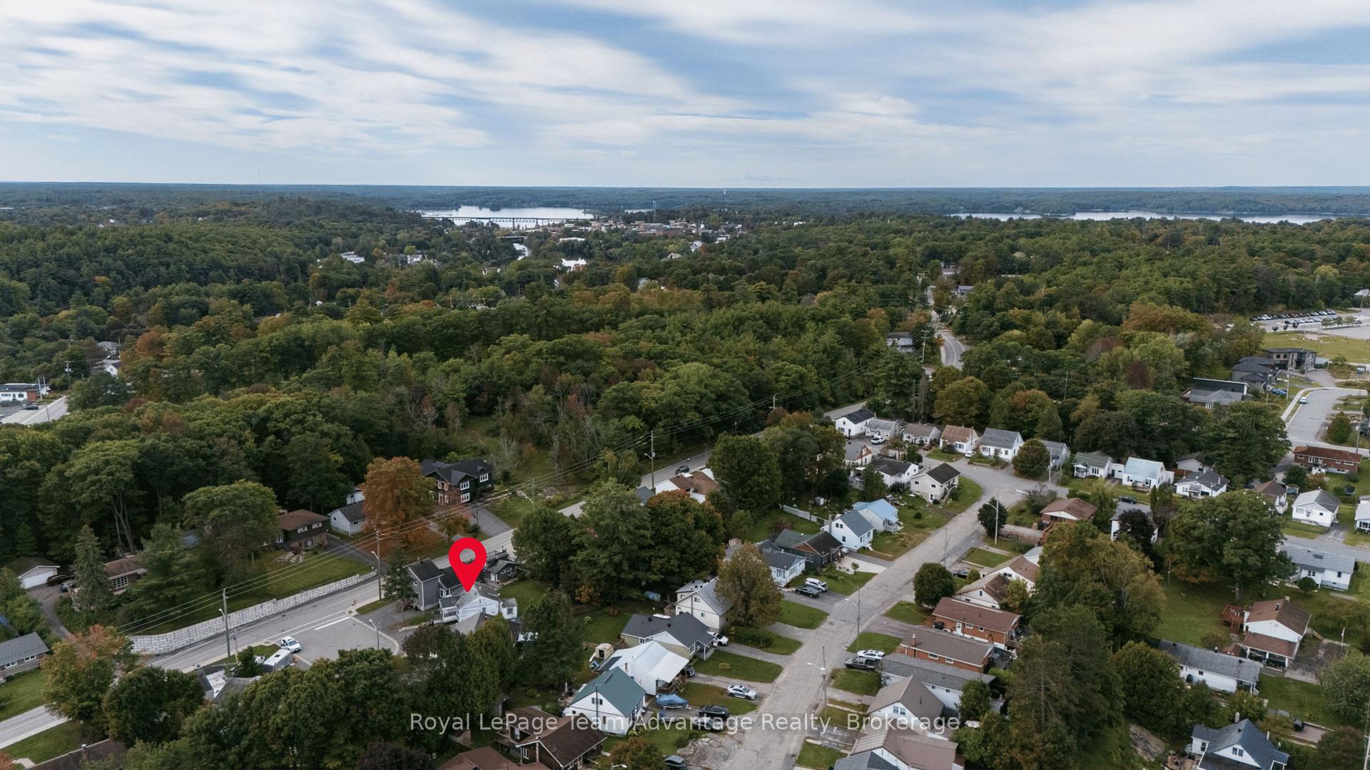 Photo 6 of 9 Elizabeth Court, Parry Sound — HOMEH