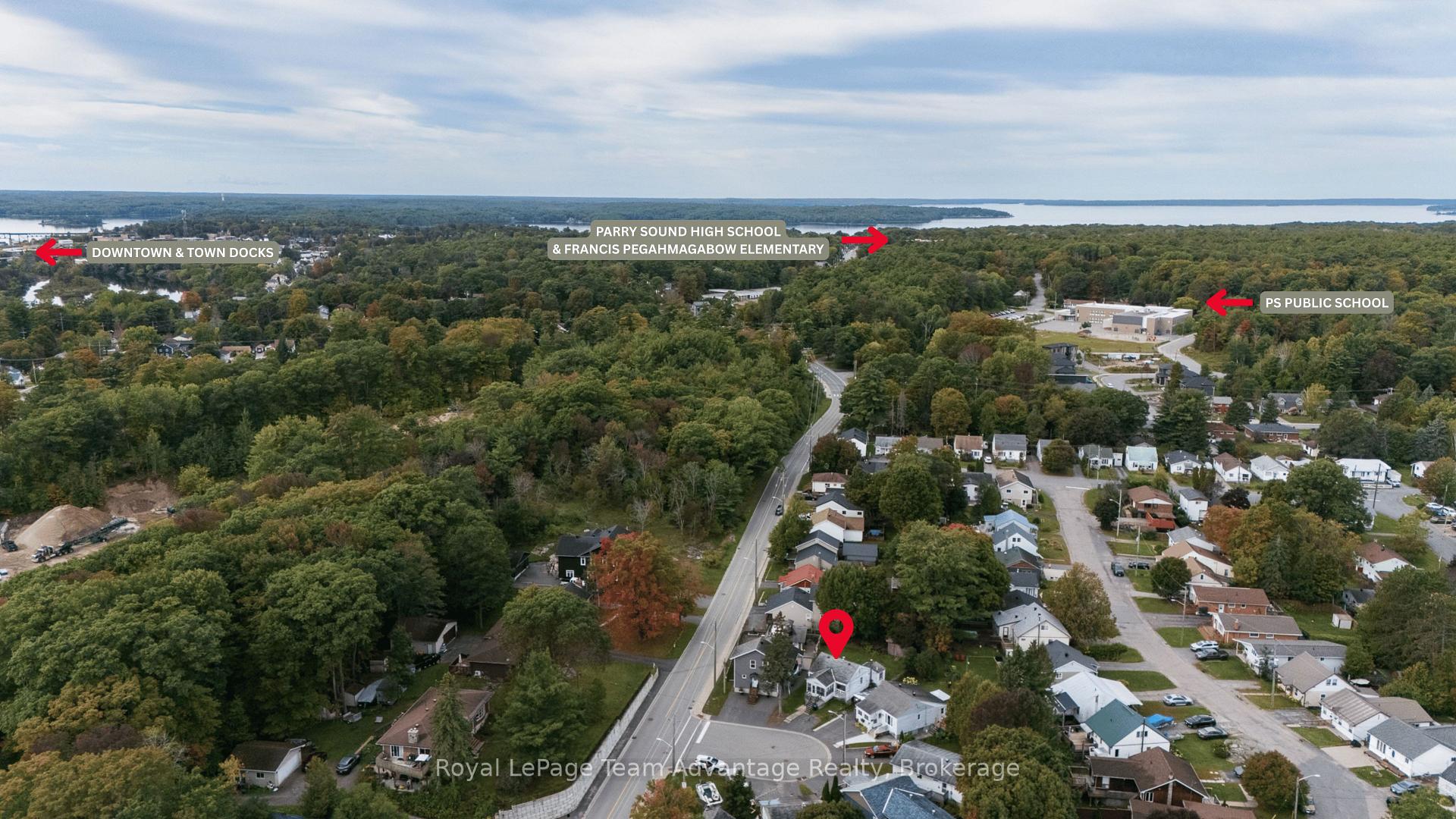 Photo 7 of 9 Elizabeth Court, Parry Sound — HOMEH