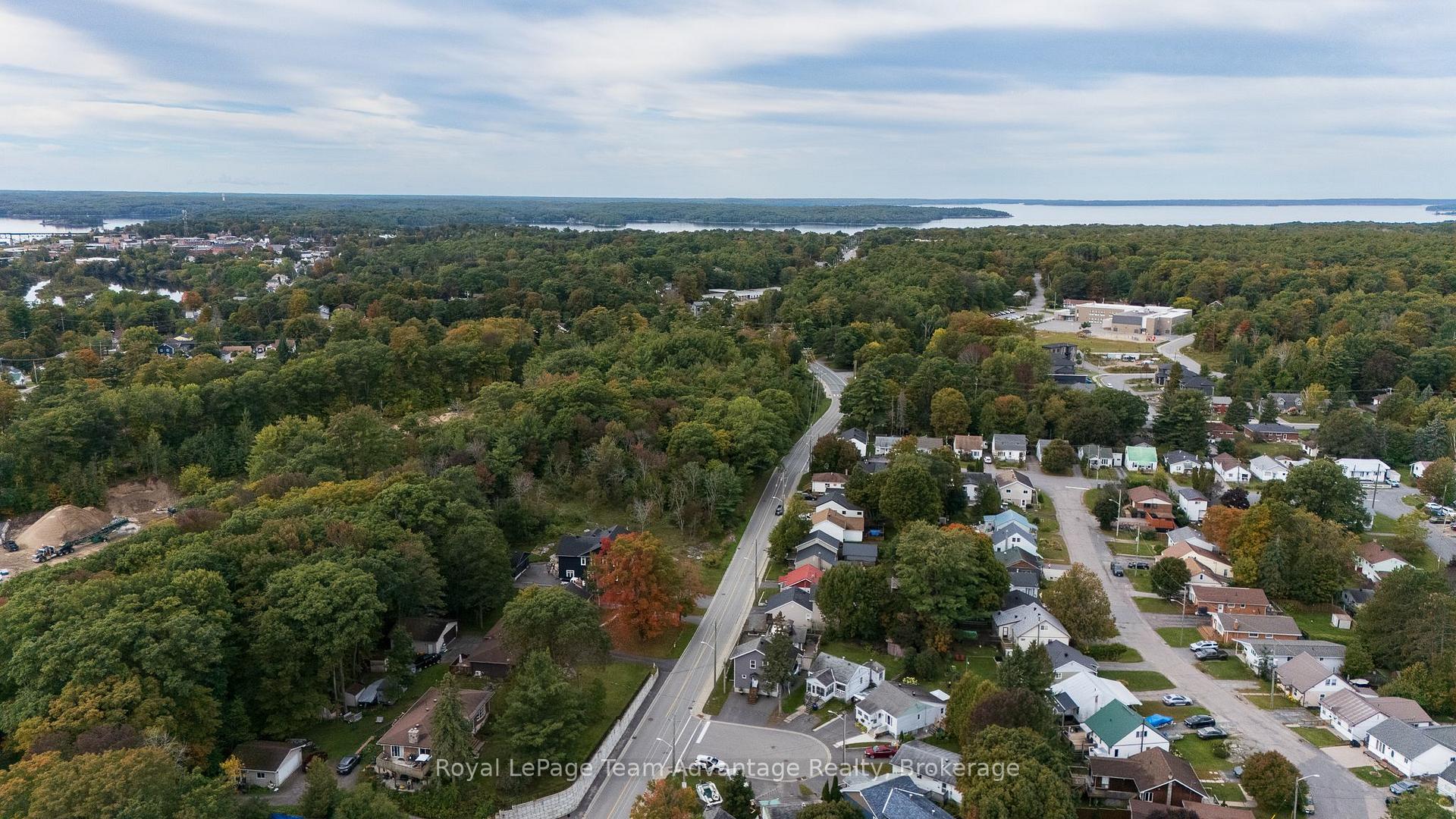 Photo 9 of 9 Elizabeth Court, Parry Sound — HOMEH