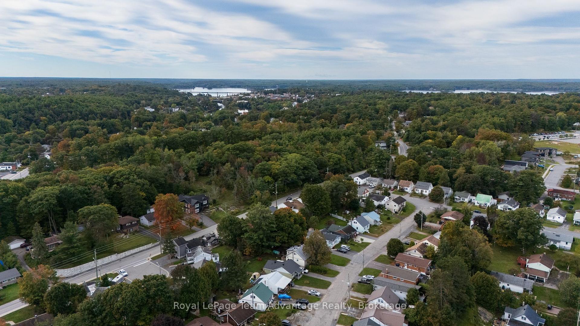 Photo 10 of 9 Elizabeth Court, Parry Sound — HOMEH
