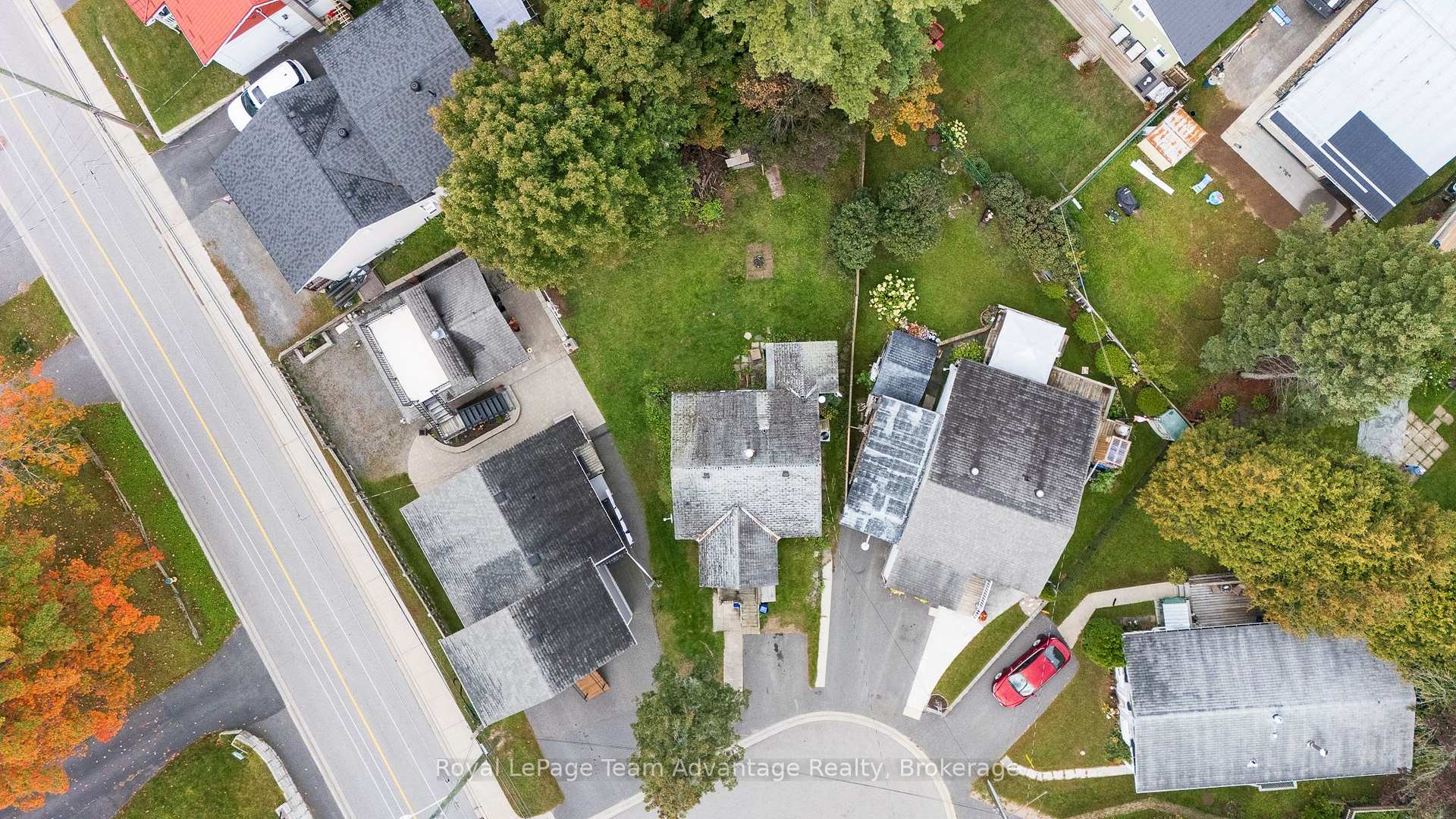Photo 11 of 9 Elizabeth Court, Parry Sound — HOMEH