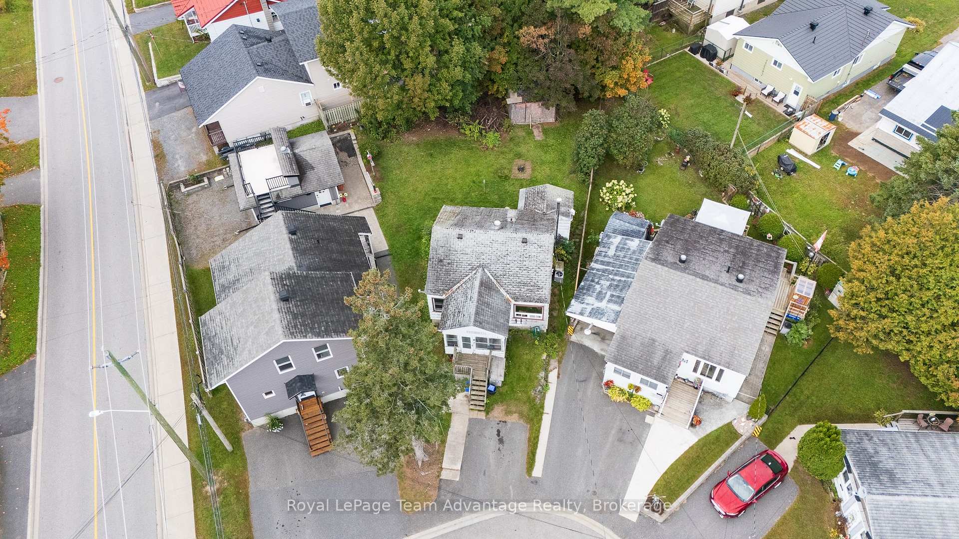 Photo 12 of 9 Elizabeth Court, Parry Sound — HOMEH