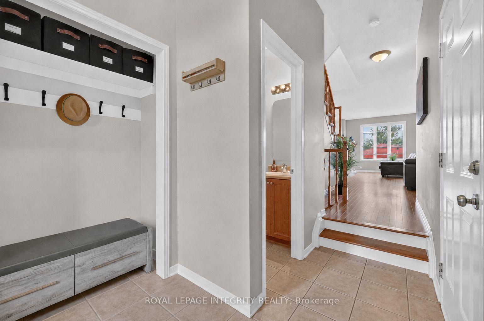 Photo 5 of 1764 Plainridge Crescent, Ottawa, Notting Hill/Summerside — HOMEH