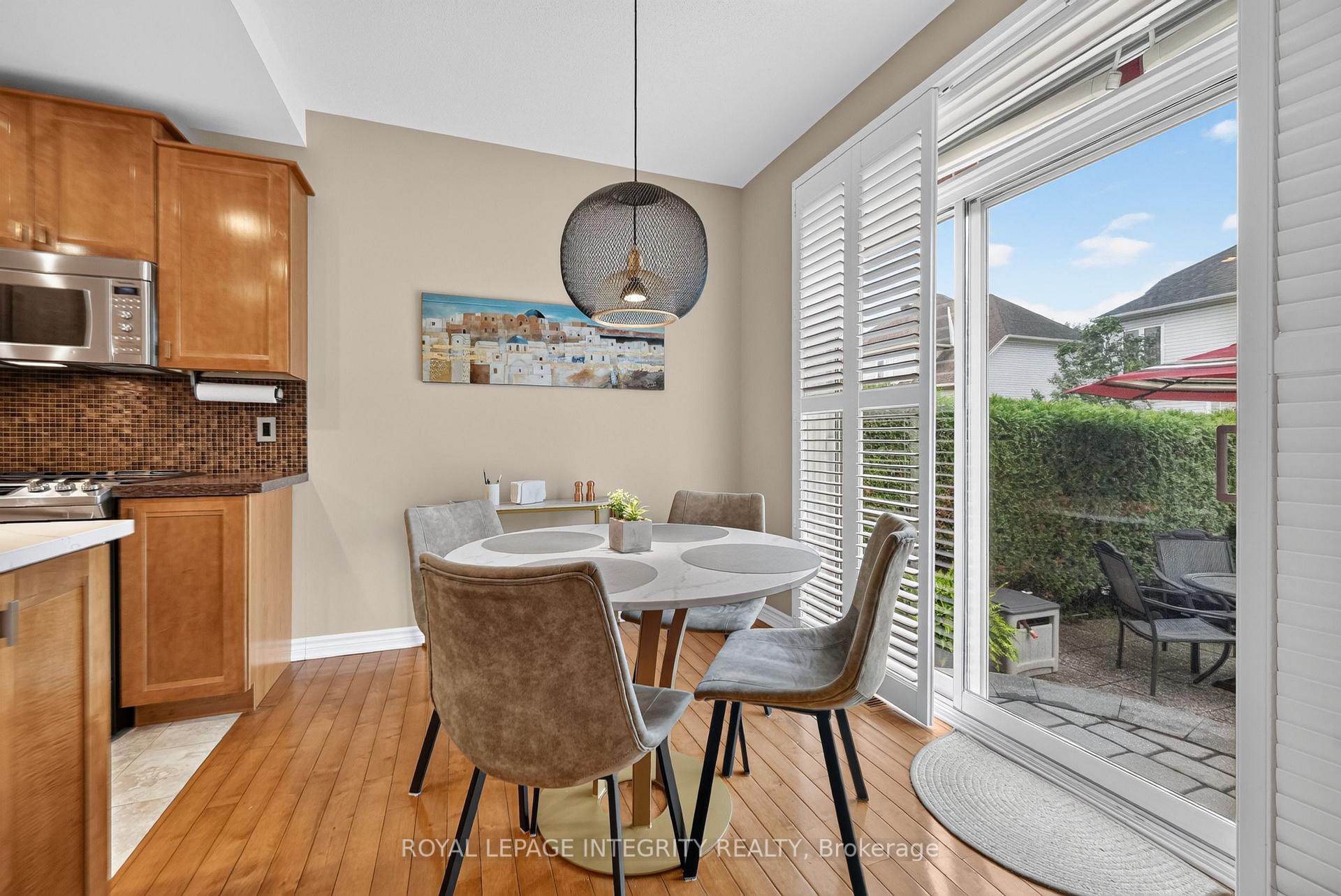 Photo 21 of 2117 Sandy Oaks Drive, Ottawa, Chapel Hill South - Orleans Village — HOMEH
