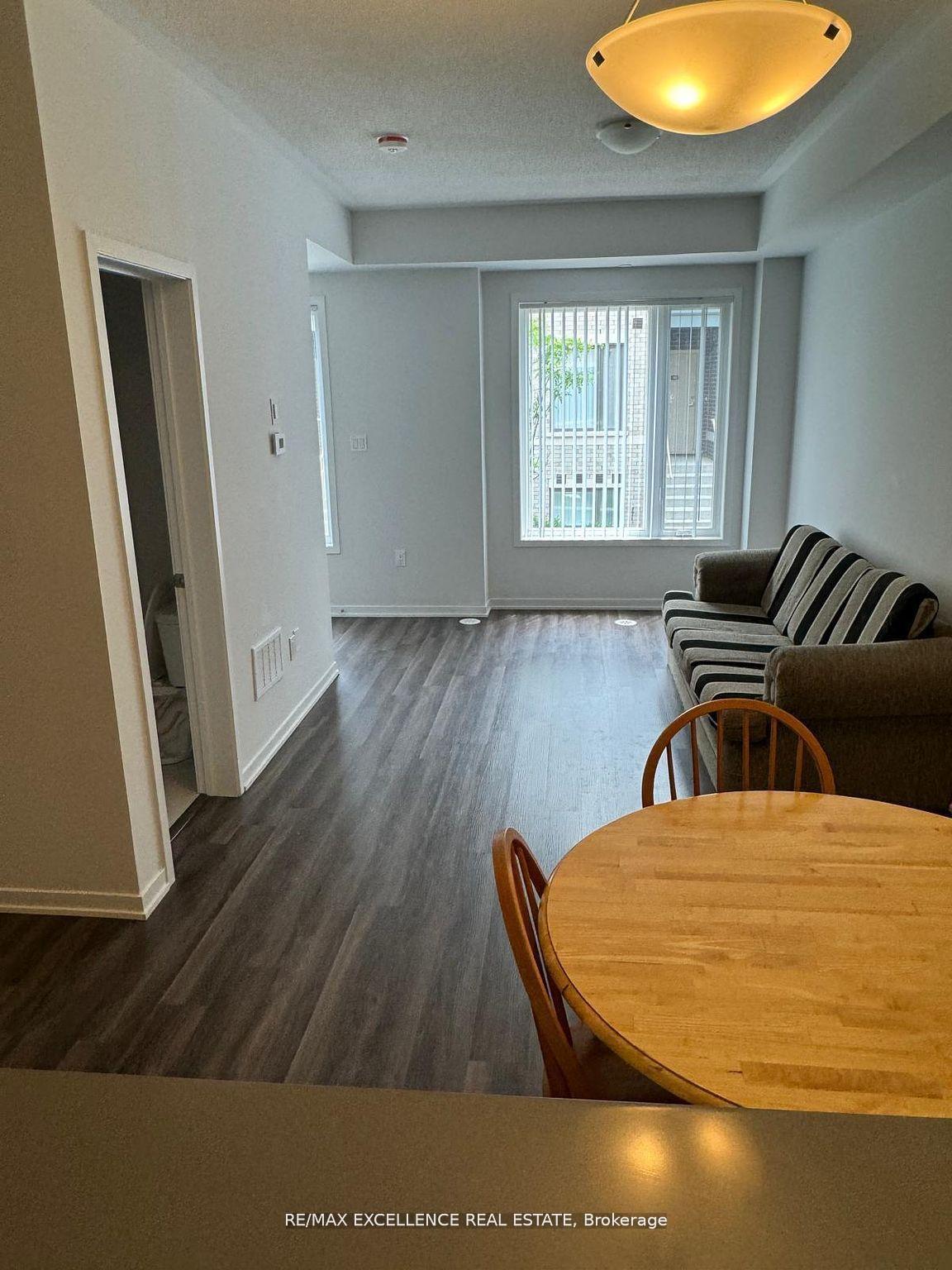 Photo 4 of Unit #103, 30 William Jackson Way, Etobicoke, New Toronto — HOMEH
