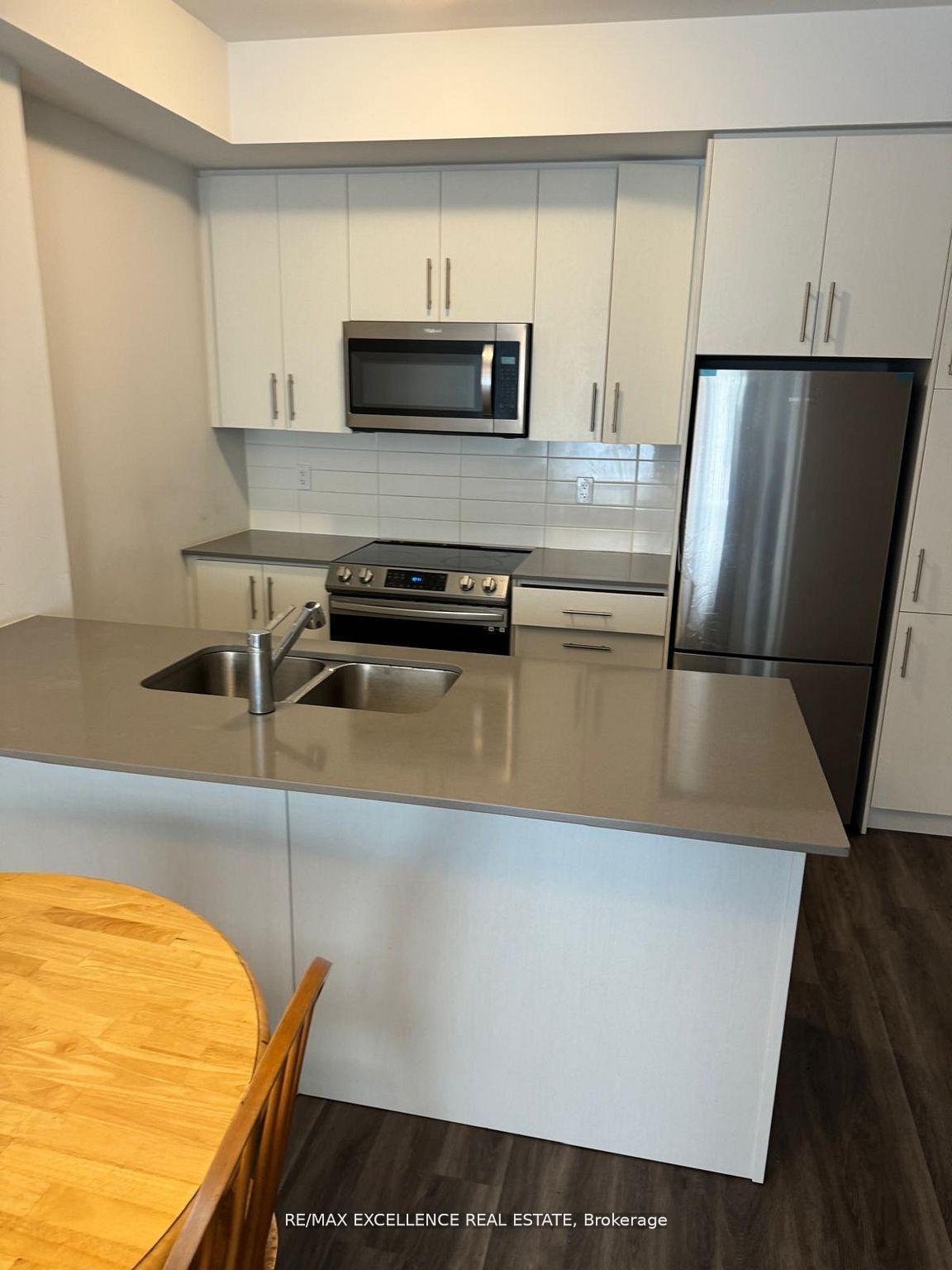 Photo 7 of Unit #103, 30 William Jackson Way, Etobicoke, New Toronto — HOMEH
