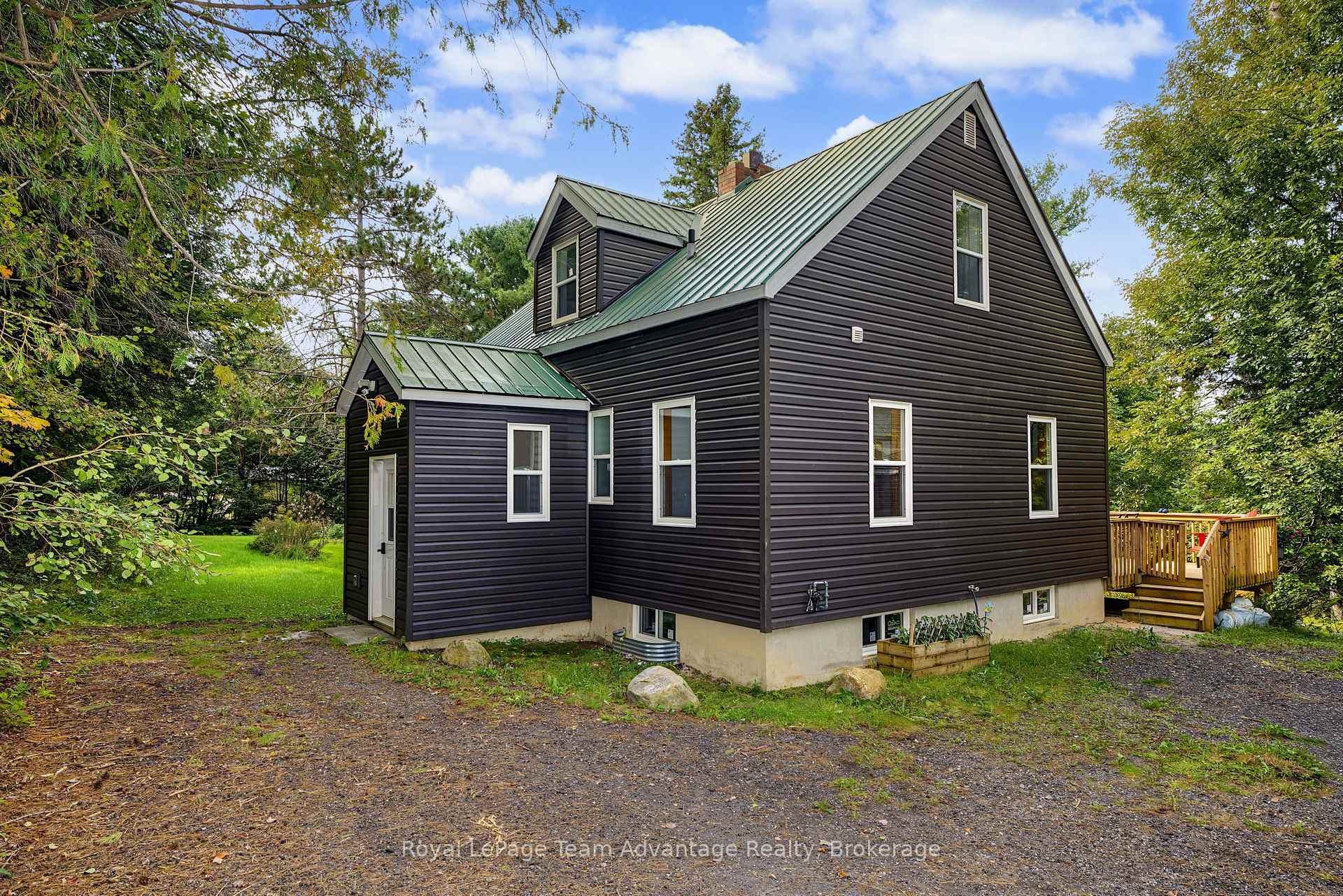 Photo 5 of 120 Hammel Avenue, McDougall — HOMEH
