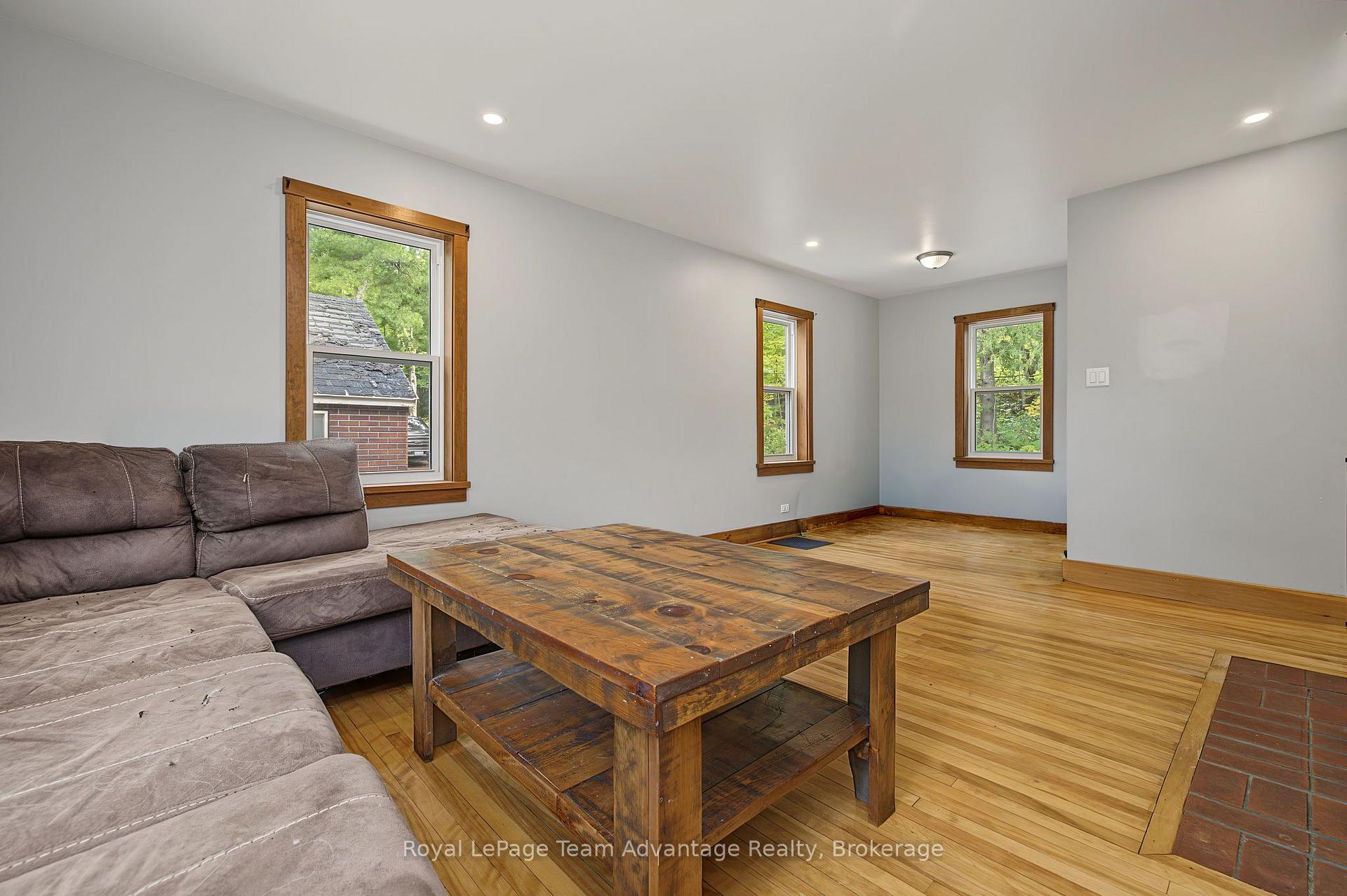 Photo 11 of 120 Hammel Avenue, McDougall — HOMEH
