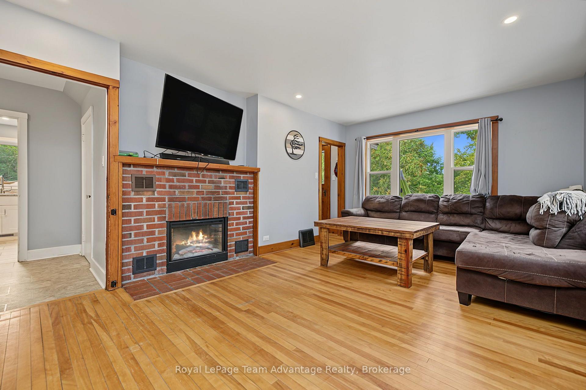Photo 12 of 120 Hammel Avenue, McDougall — HOMEH