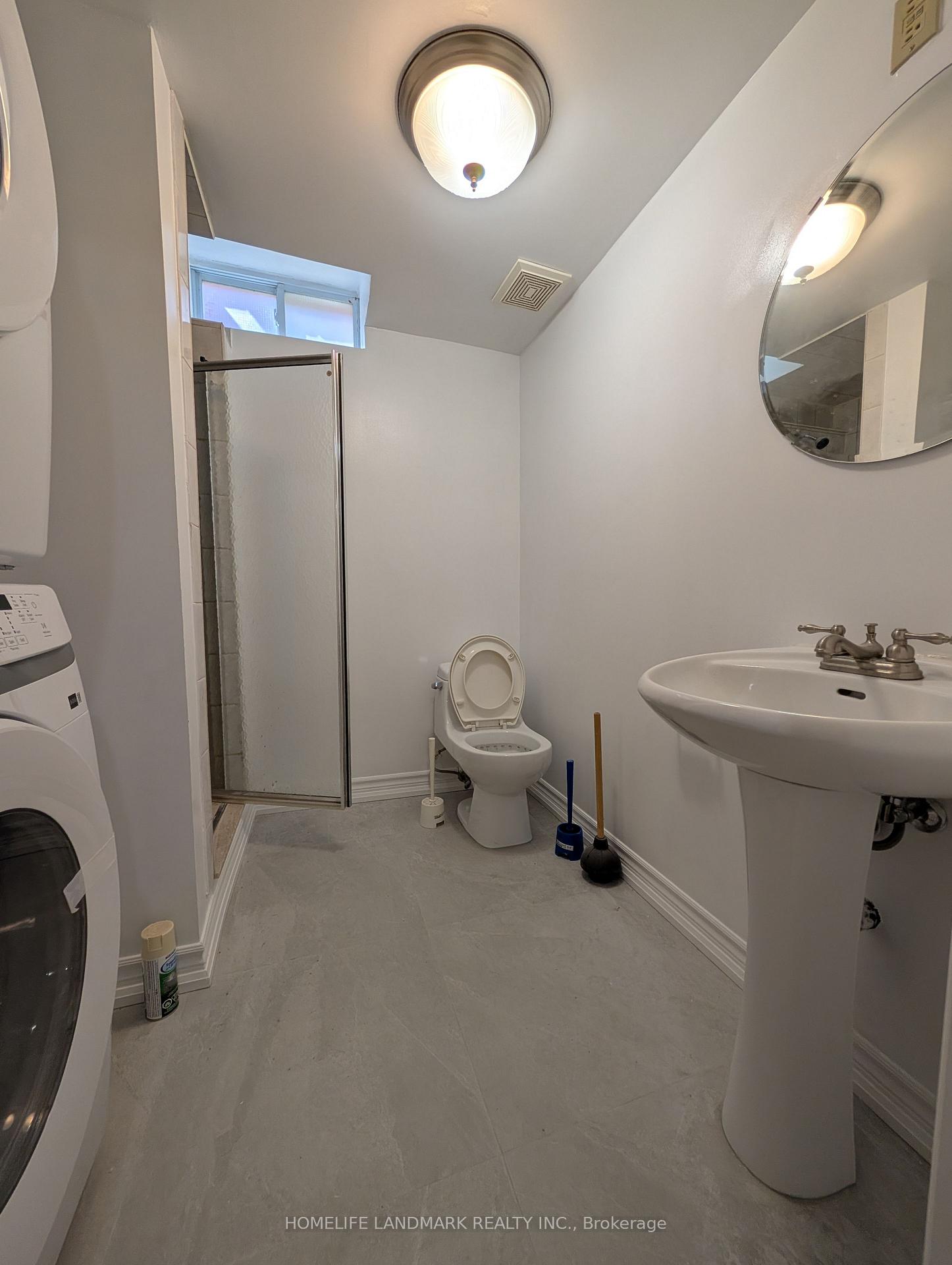 Photo 16 of 8 Muster Court, Markham, Buttonville — HOMEH