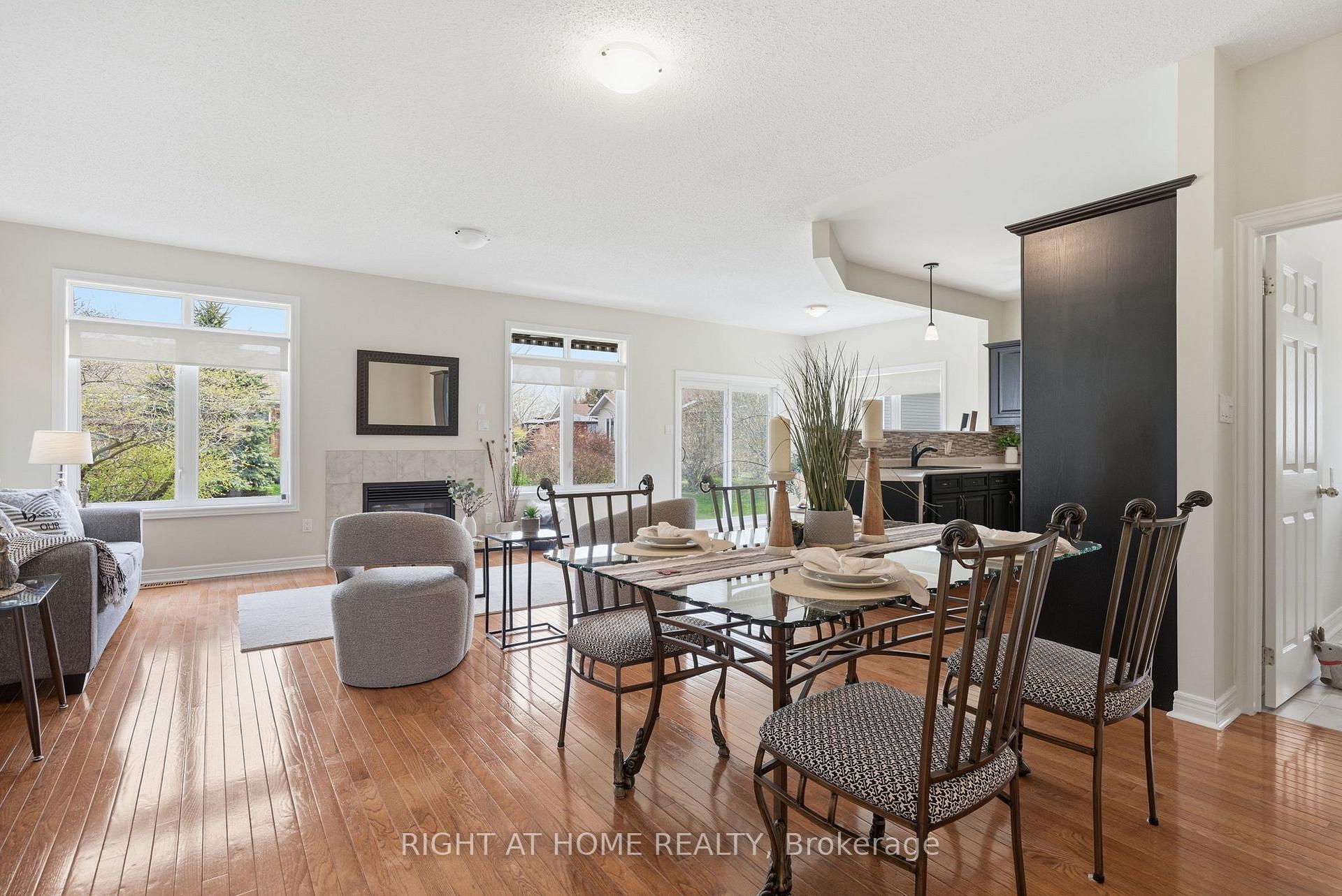 Photo 12 of 5 Park Place Lane, Clarington, Newcastle — HOMEH