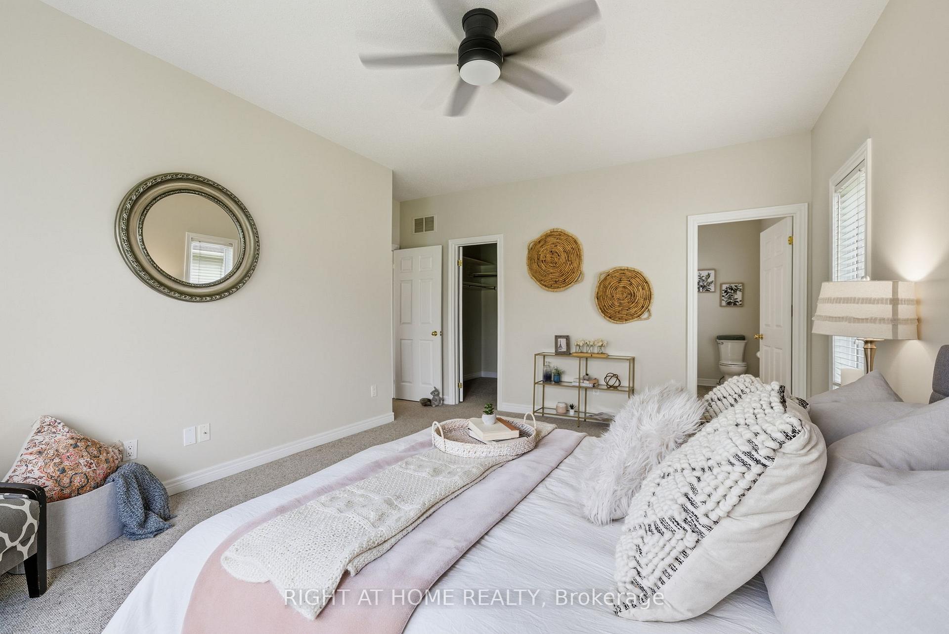 Photo 17 of 5 Park Place Lane, Clarington, Newcastle — HOMEH