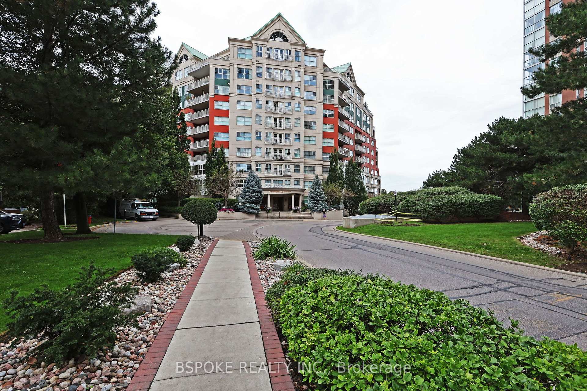 Photo 2 of Unit LC11, 18 Concorde Place, North York, Banbury-Don Mills — HOMEH
