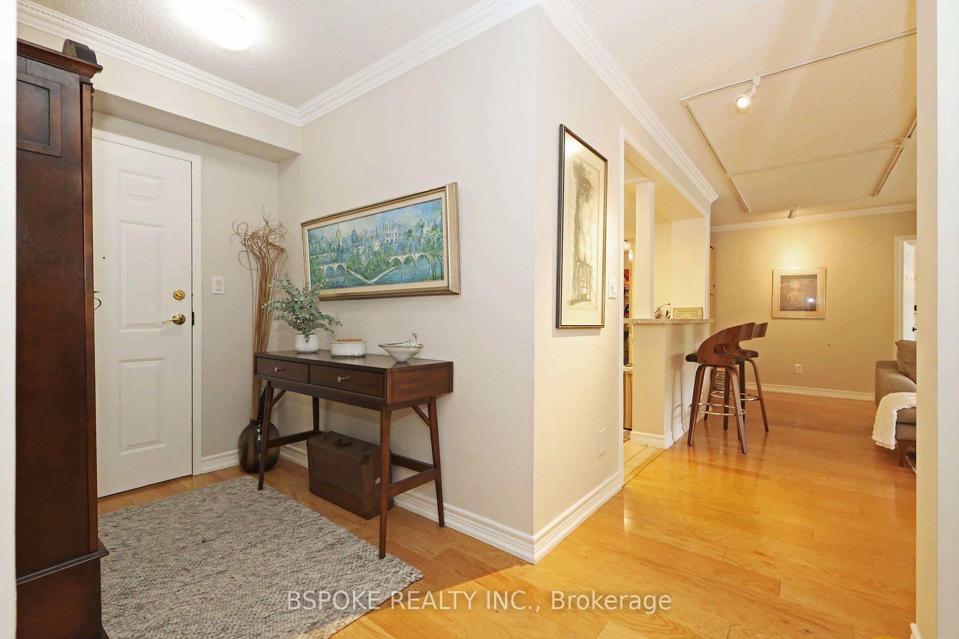 Photo 4 of Unit LC11, 18 Concorde Place, North York, Banbury-Don Mills — HOMEH