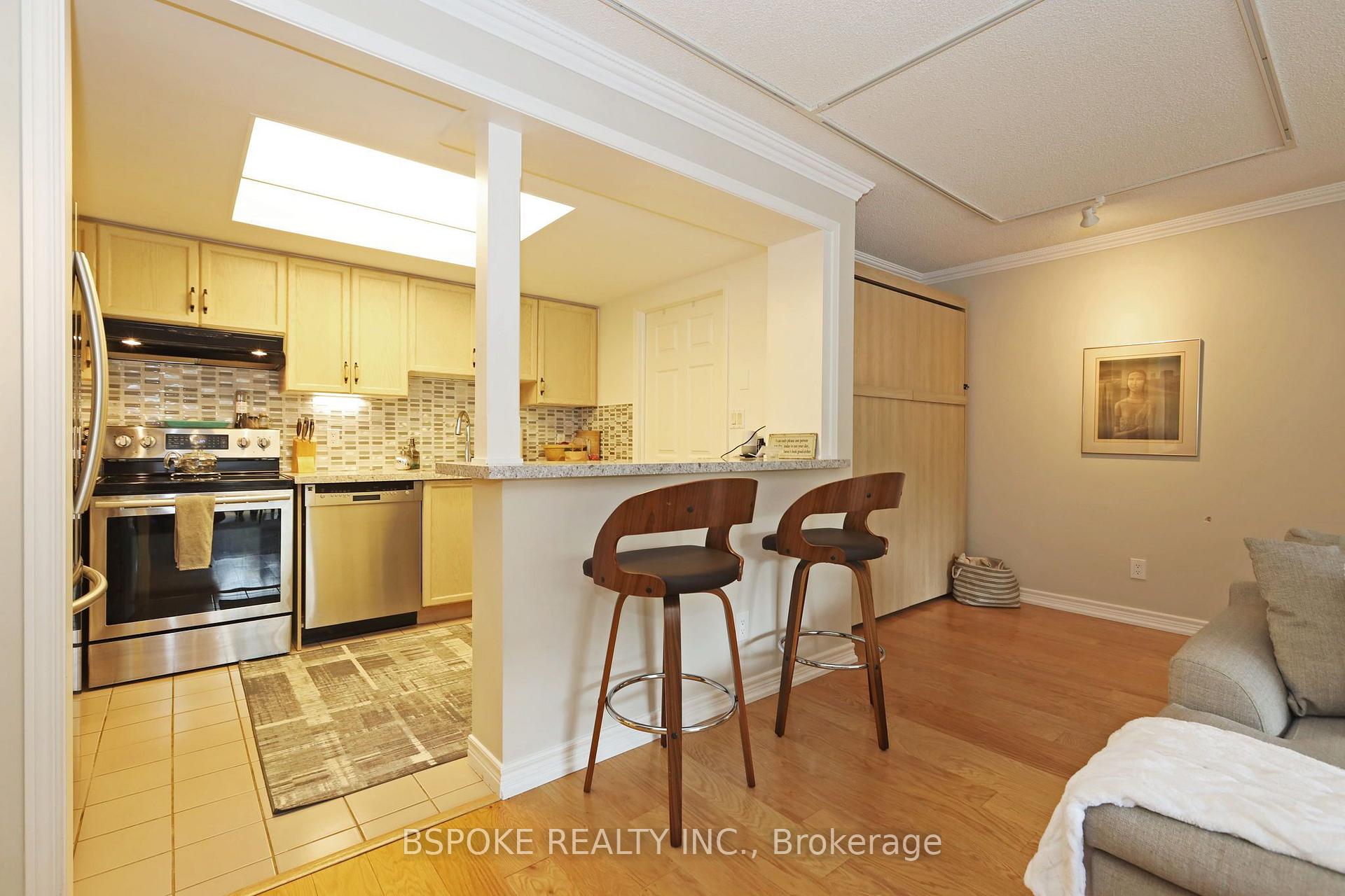 Photo 5 of Unit LC11, 18 Concorde Place, North York, Banbury-Don Mills — HOMEH