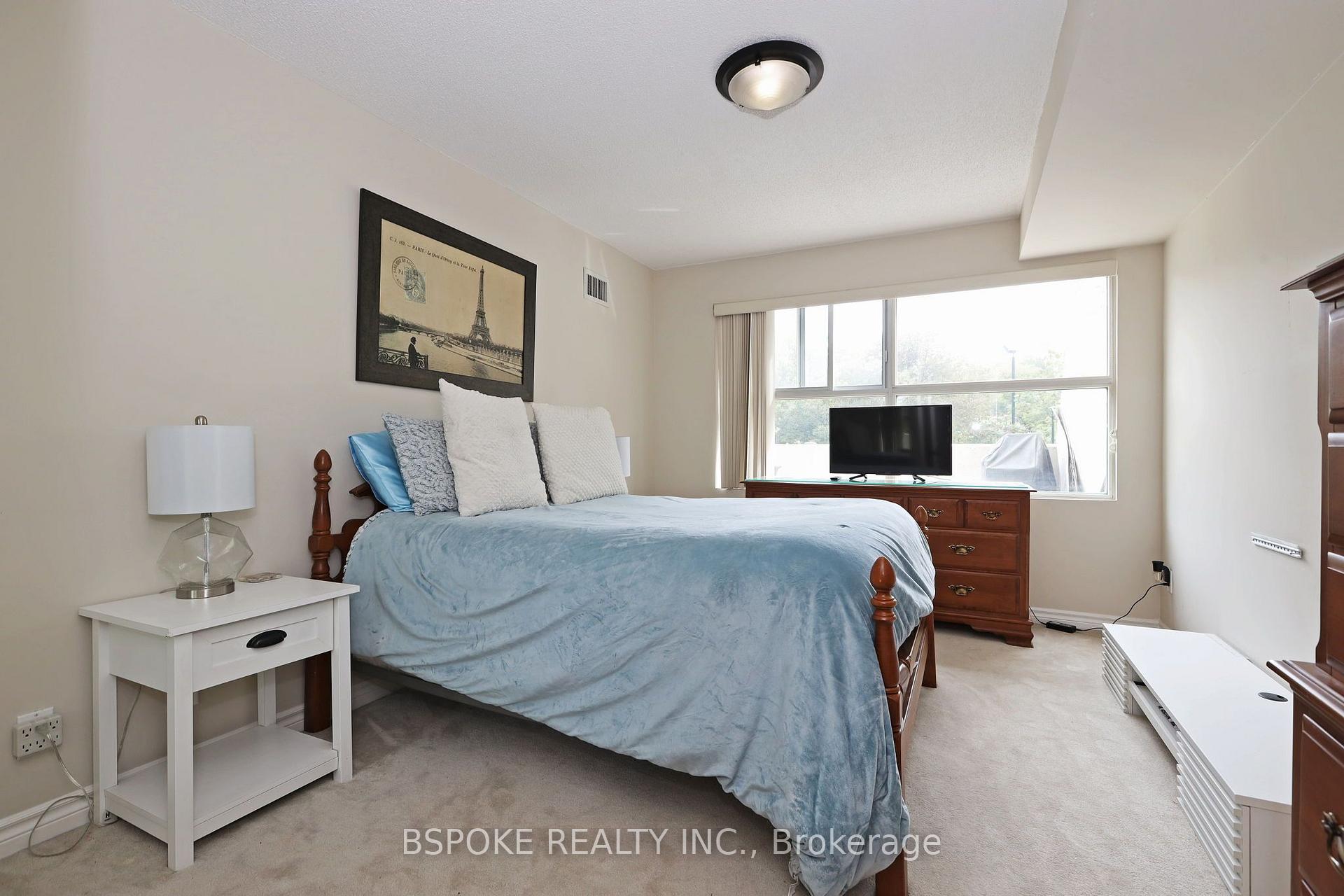 Photo 13 of Unit LC11, 18 Concorde Place, North York, Banbury-Don Mills — HOMEH