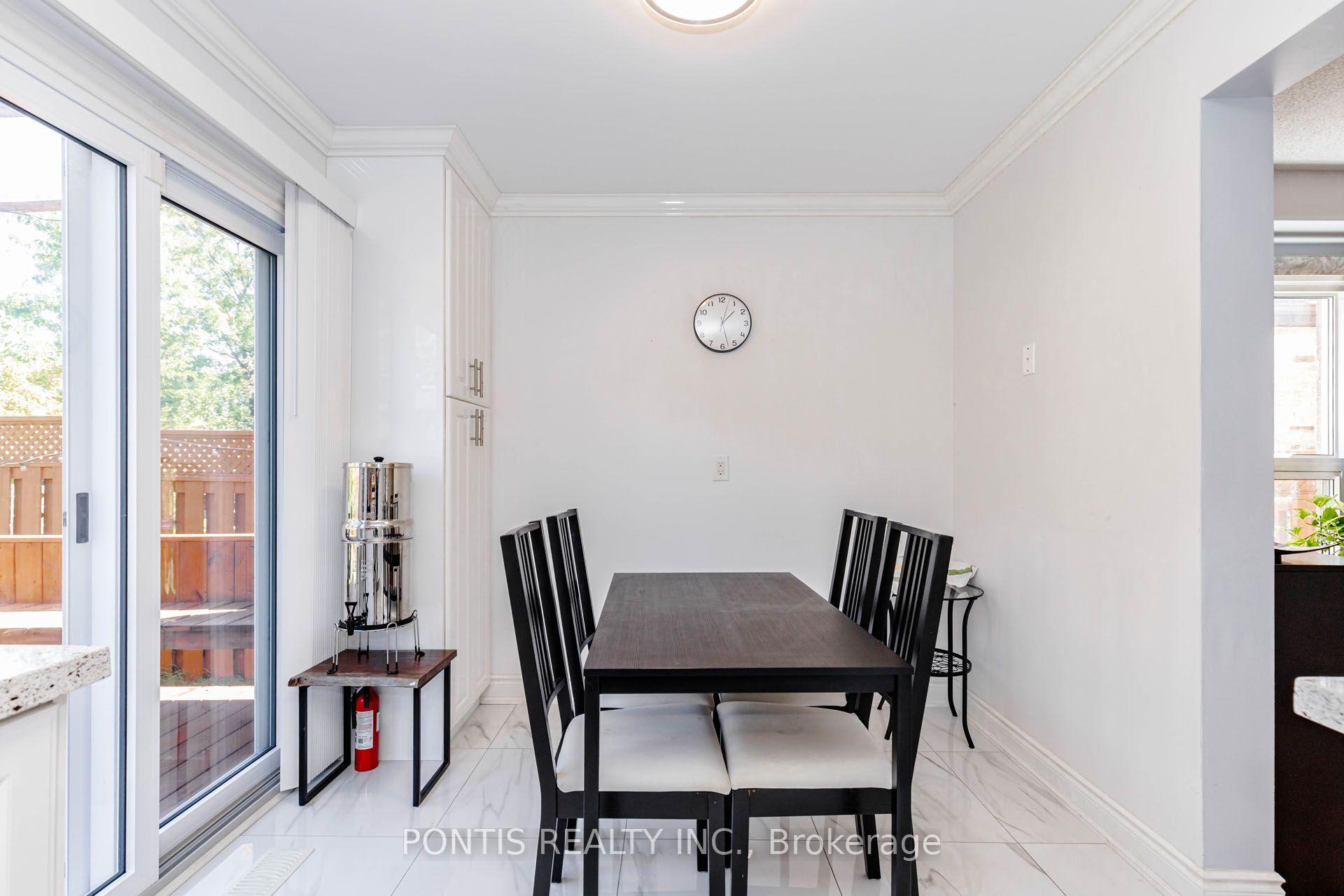 Photo 16 of 6 Calmist Crescent, Brampton, Fletcher's West — HOMEH
