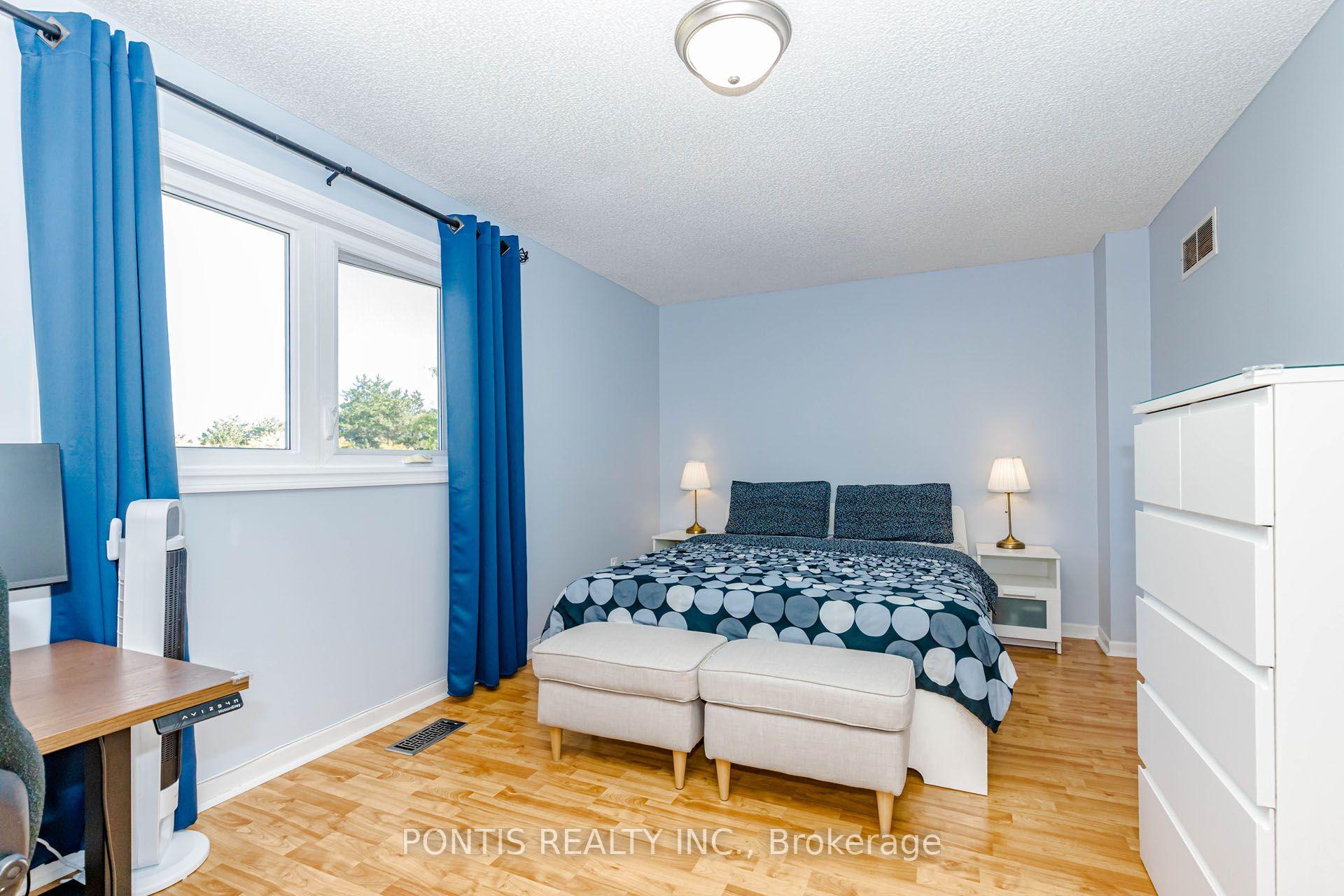 Photo 21 of 6 Calmist Crescent, Brampton, Fletcher's West — HOMEH
