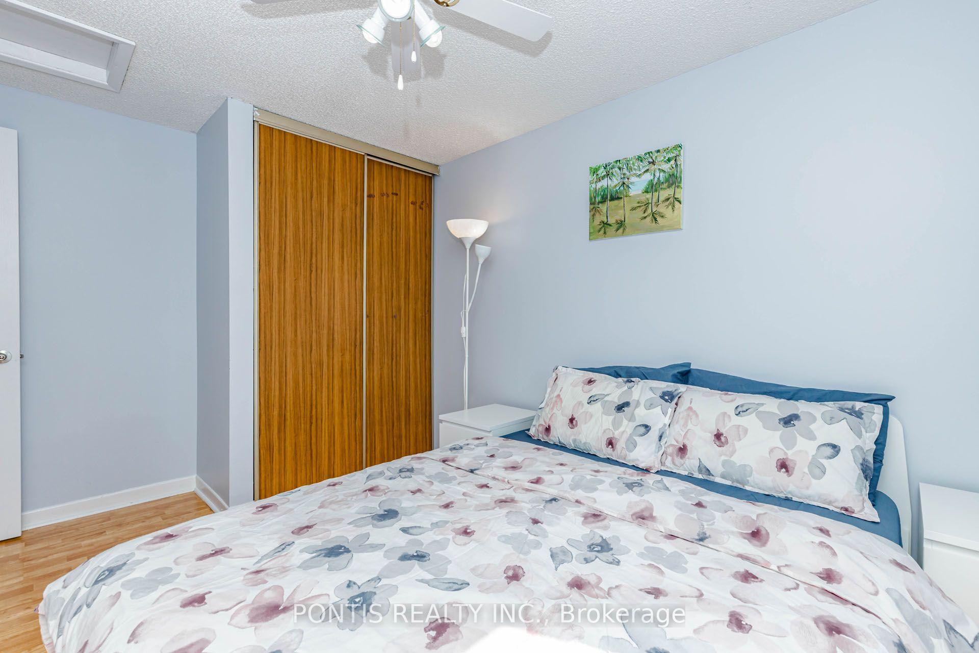 Photo 32 of 6 Calmist Crescent, Brampton, Fletcher's West — HOMEH