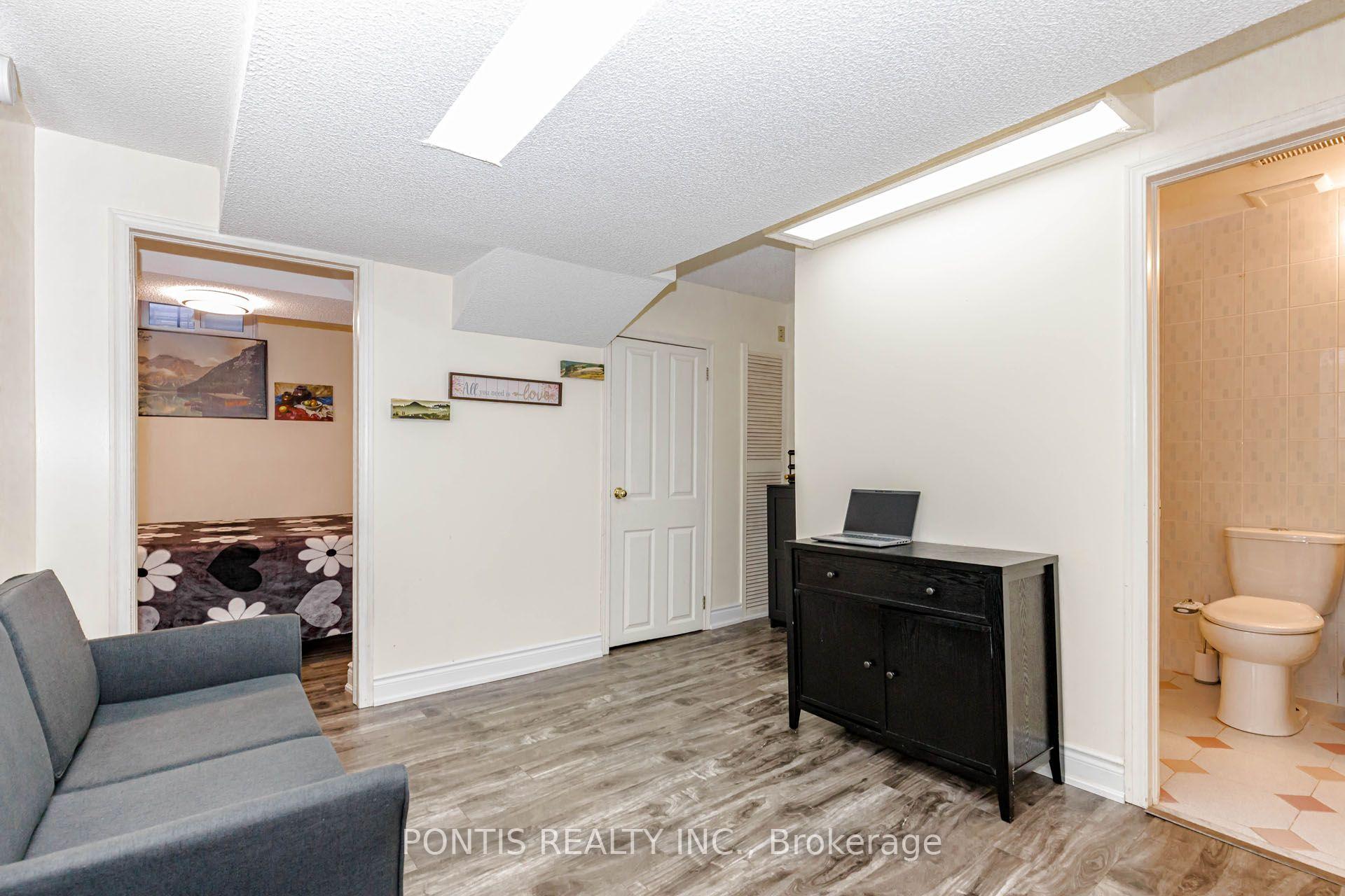Photo 36 of 6 Calmist Crescent, Brampton, Fletcher's West — HOMEH