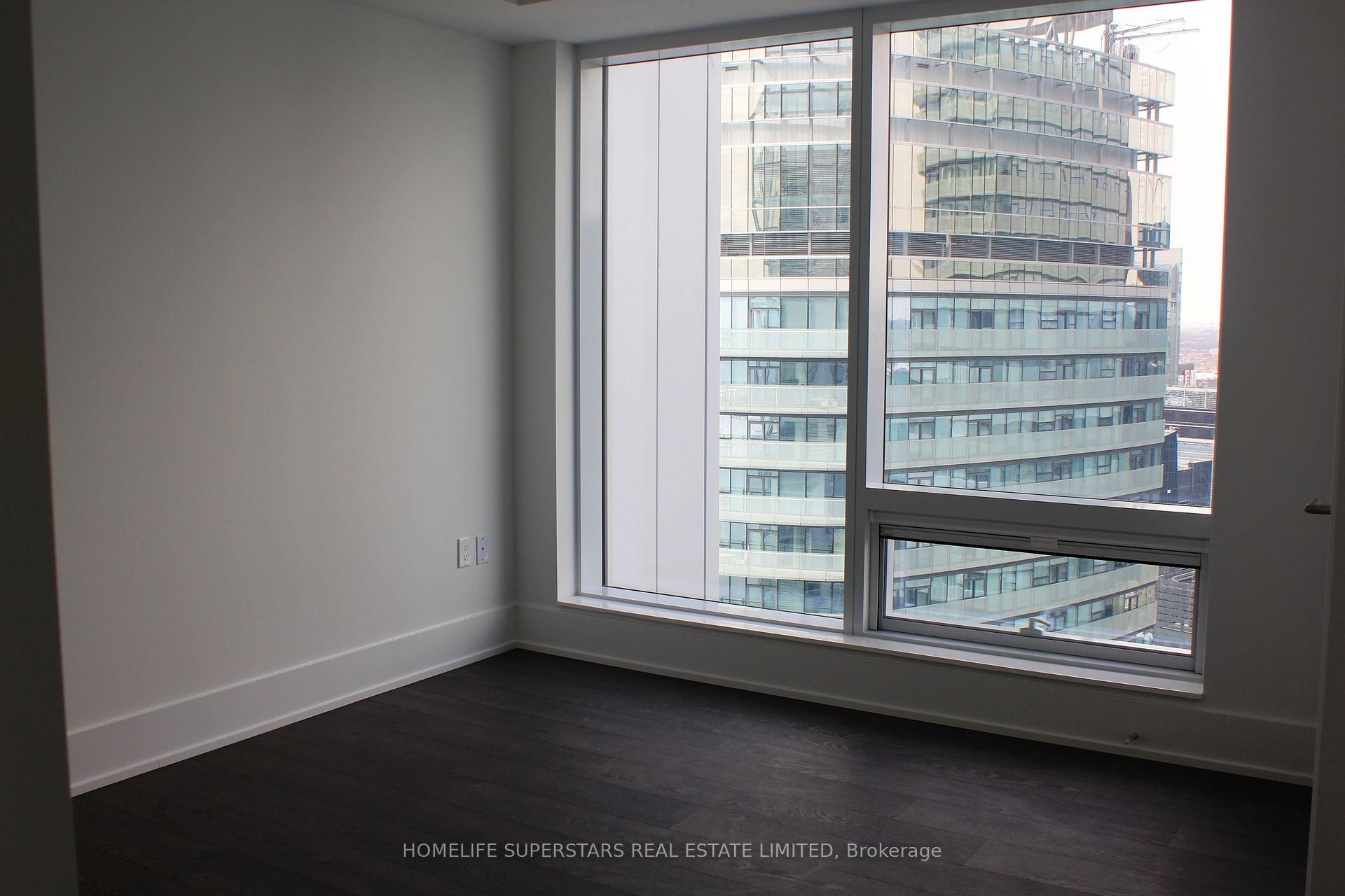 Photo 5 of Unit 6103, 10 York Street, Toronto, Waterfront Communities — HOMEH