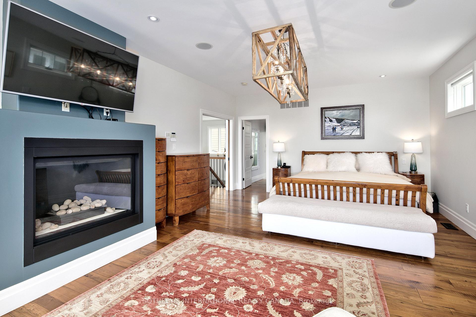 Photo 18 of 156 Bartlett Boulevard, Collingwood — HOMEH