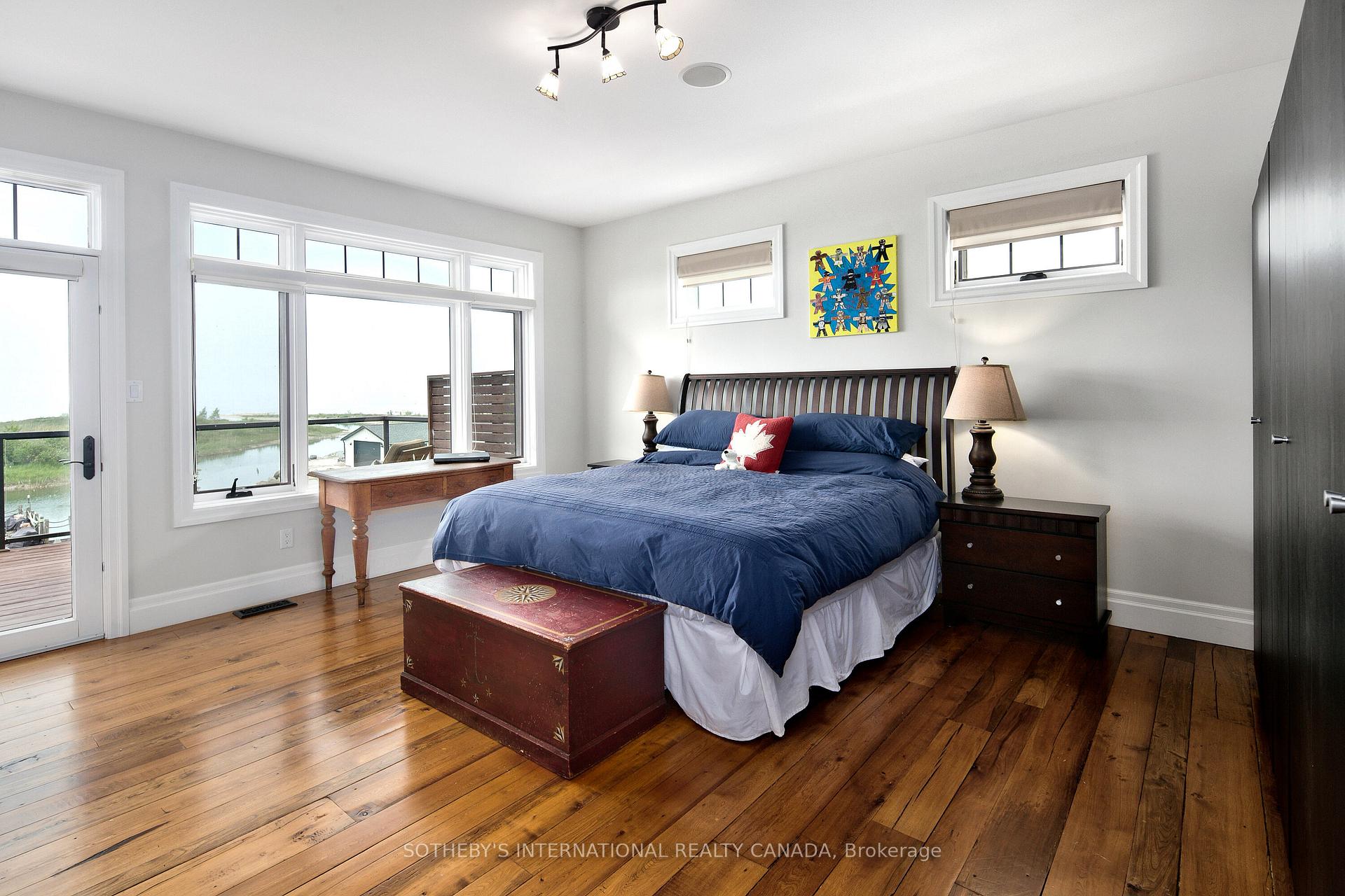 Photo 21 of 156 Bartlett Boulevard, Collingwood — HOMEH
