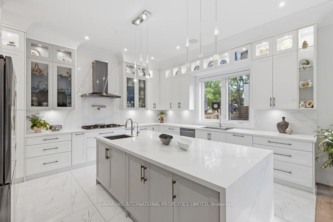 Photo 7 of 176 Rumble Avenue, Richmond Hill, Mill Pond — HOMEH