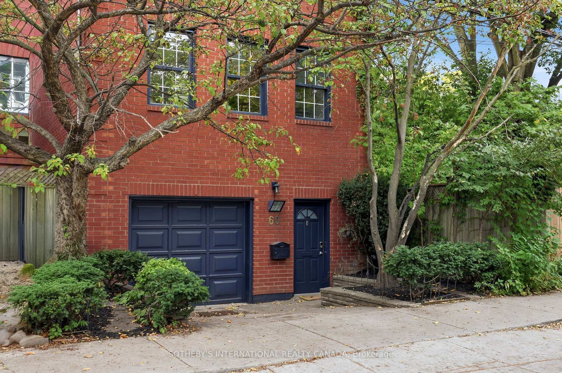 Photo 3 of 60 Poulett Street, Toronto, Moss Park — HOMEH