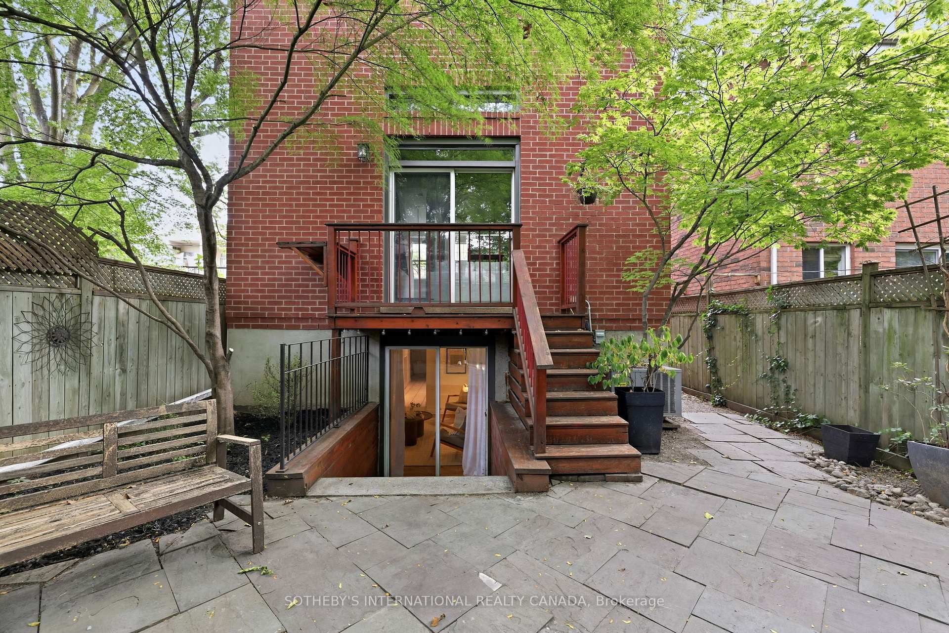 Photo 30 of 60 Poulett Street, Toronto, Moss Park — HOMEH