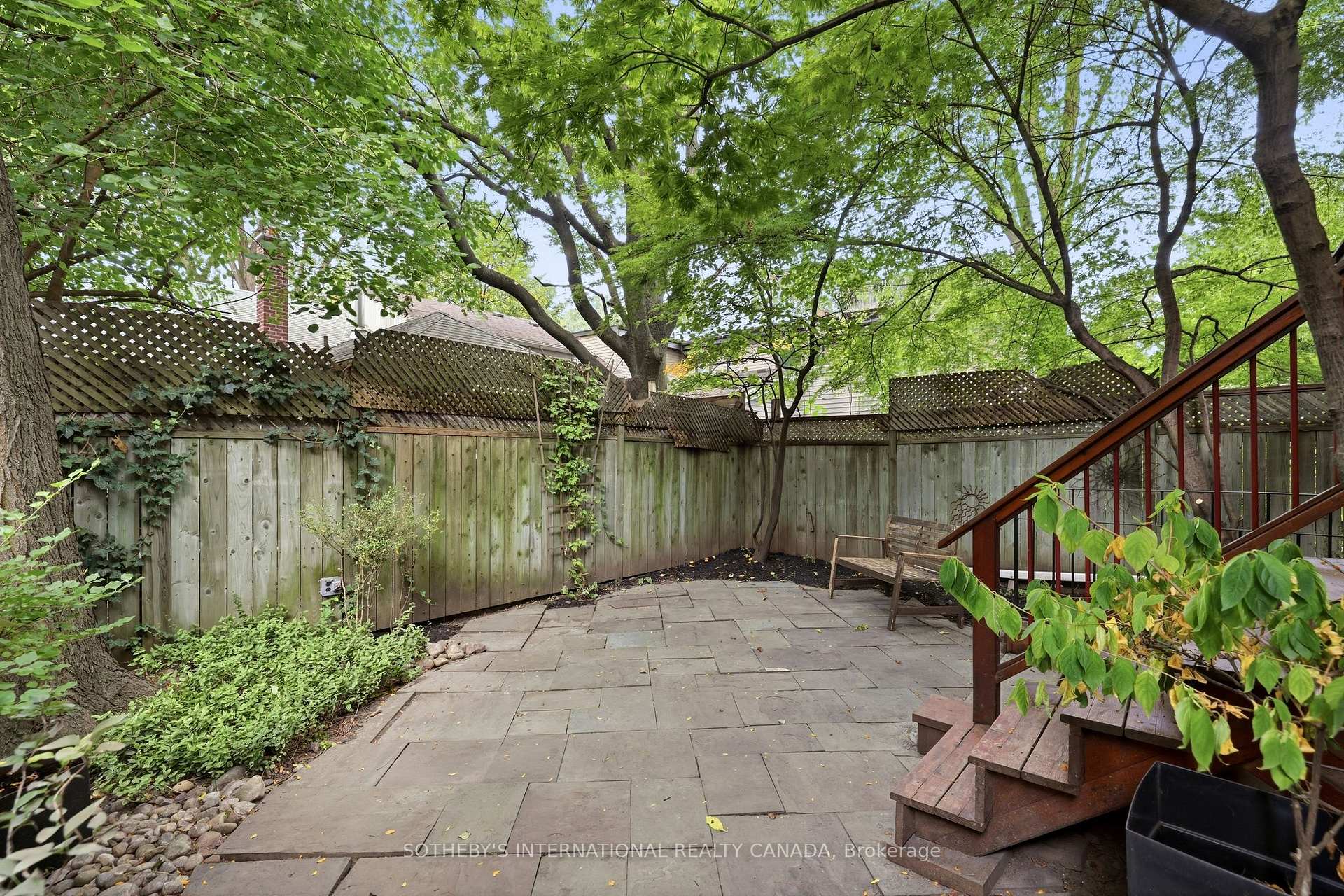 Photo 31 of 60 Poulett Street, Toronto, Moss Park — HOMEH