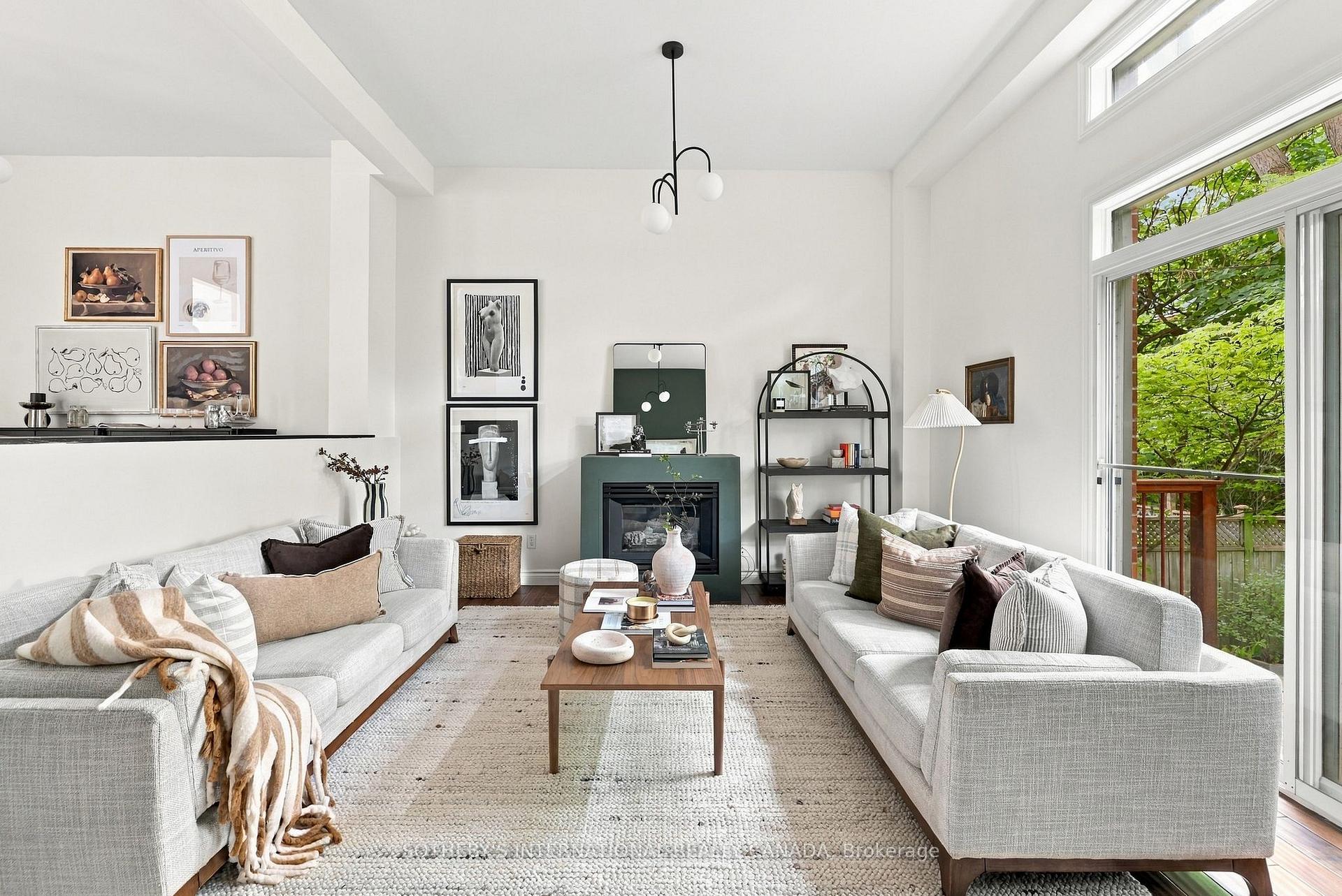 Photo 2 of 60 Poulett Street, Toronto, Moss Park — HOMEH