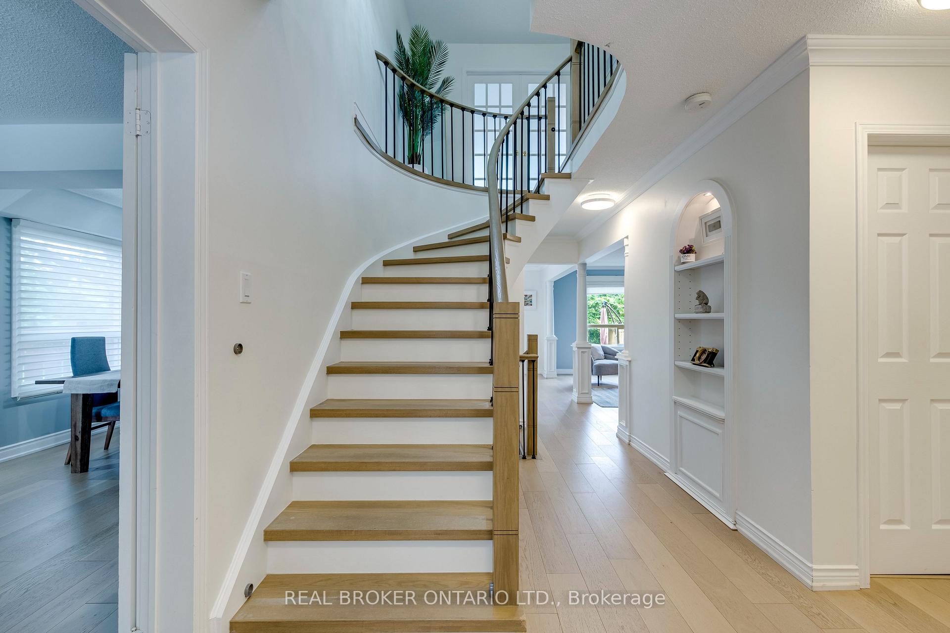 Photo 7 of 6781 Gracefield Drive, Mississauga, Lisgar — HOMEH