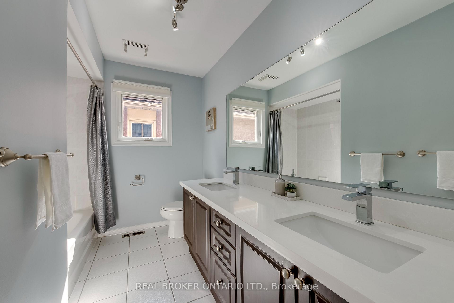 Photo 32 of 6781 Gracefield Drive, Mississauga, Lisgar — HOMEH