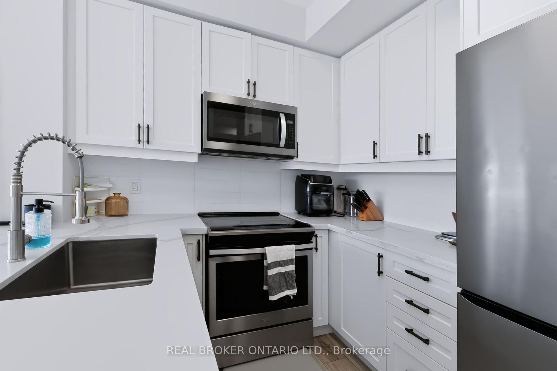 Photo 7 of Unit 204, 1050 Main Street E, Milton, Dempsey — HOMEH