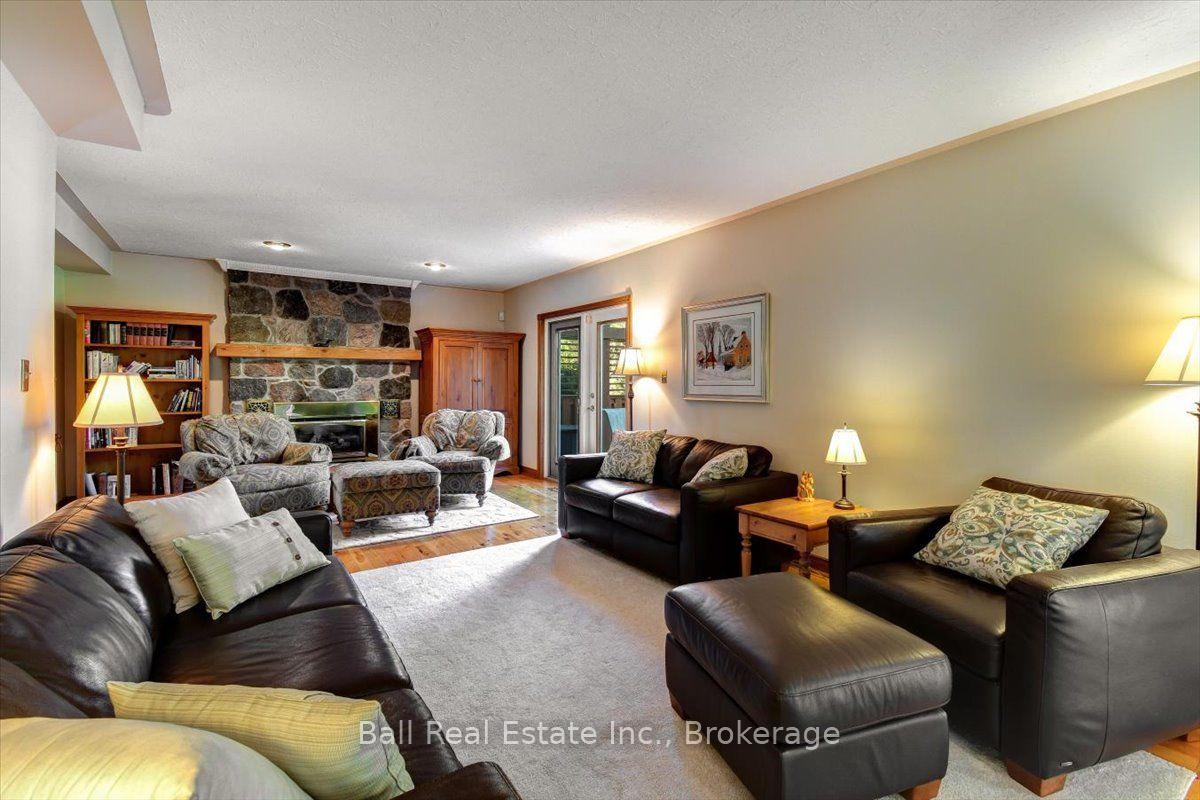 Photo 41 of 19 Castle Harbour Drive E, Scugog, Port Perry — HOMEH