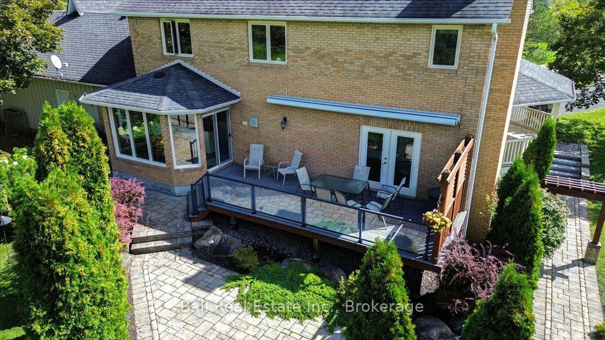 Photo 71 of 19 Castle Harbour Drive E, Scugog, Port Perry — HOMEH